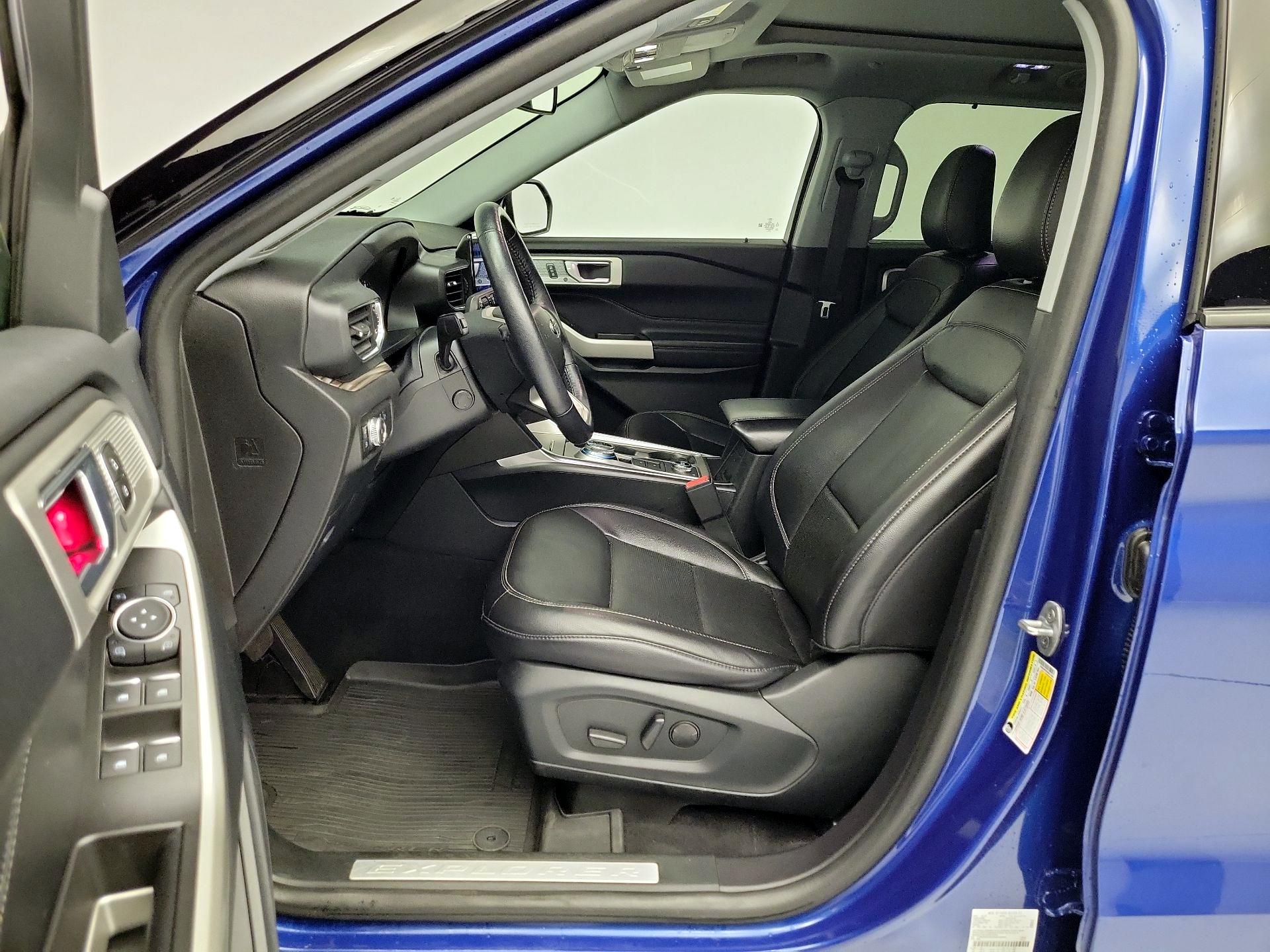 Thumbnail: 2022 Ford Explorer - 11