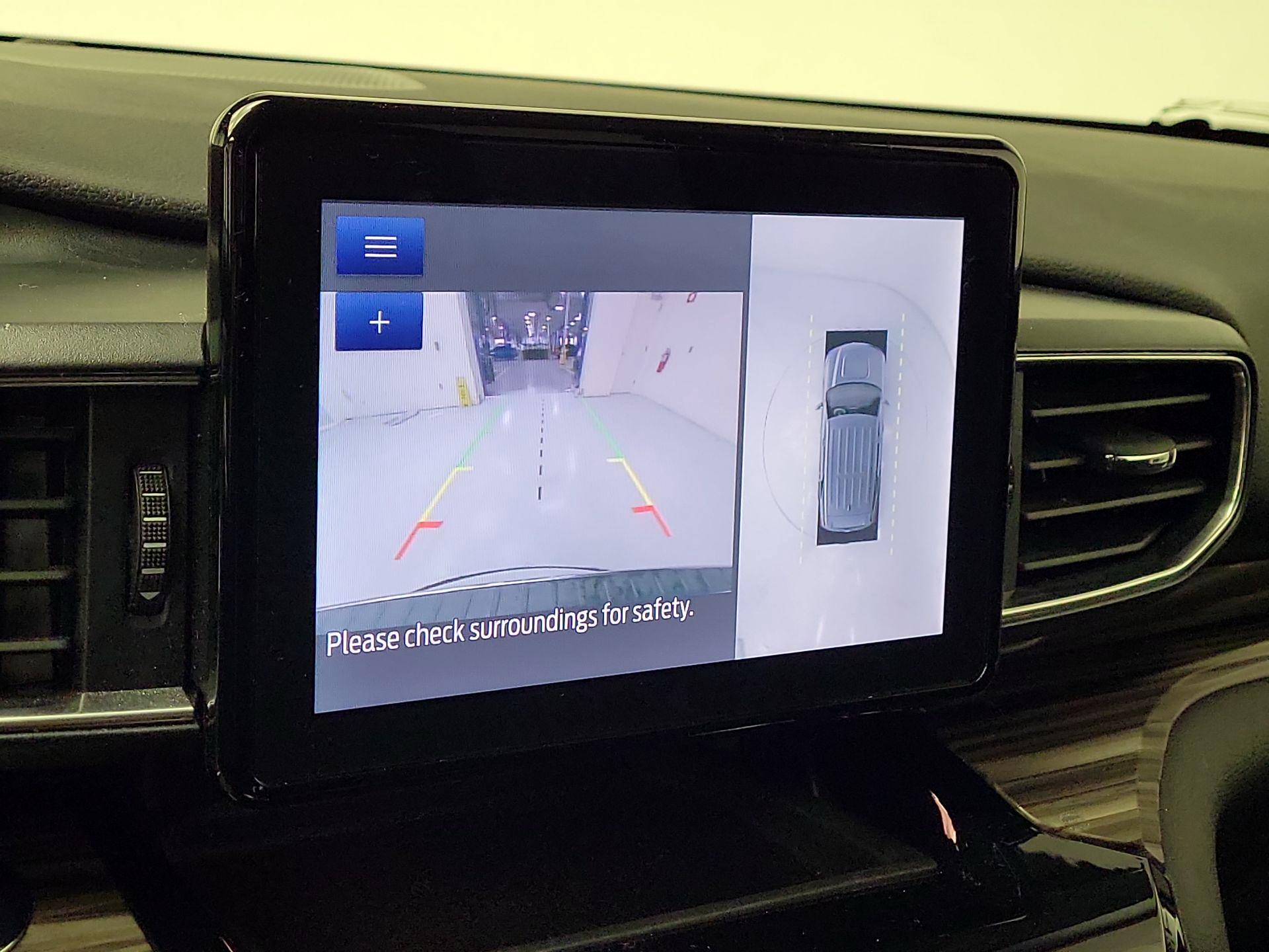 Thumbnail: 2022 Ford Explorer - 14