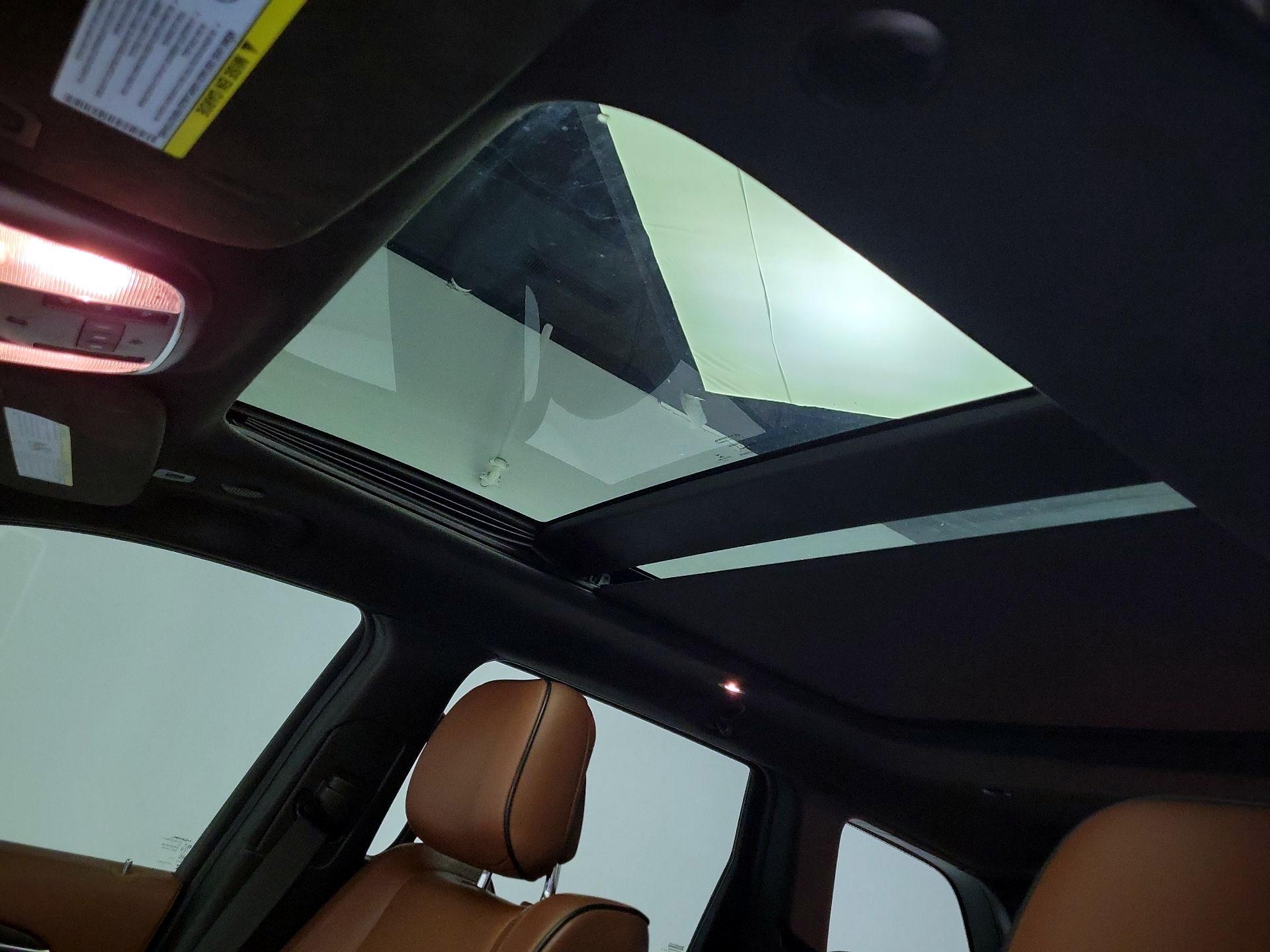 Thumbnail: 2018 Jeep Grand Cherokee - 20