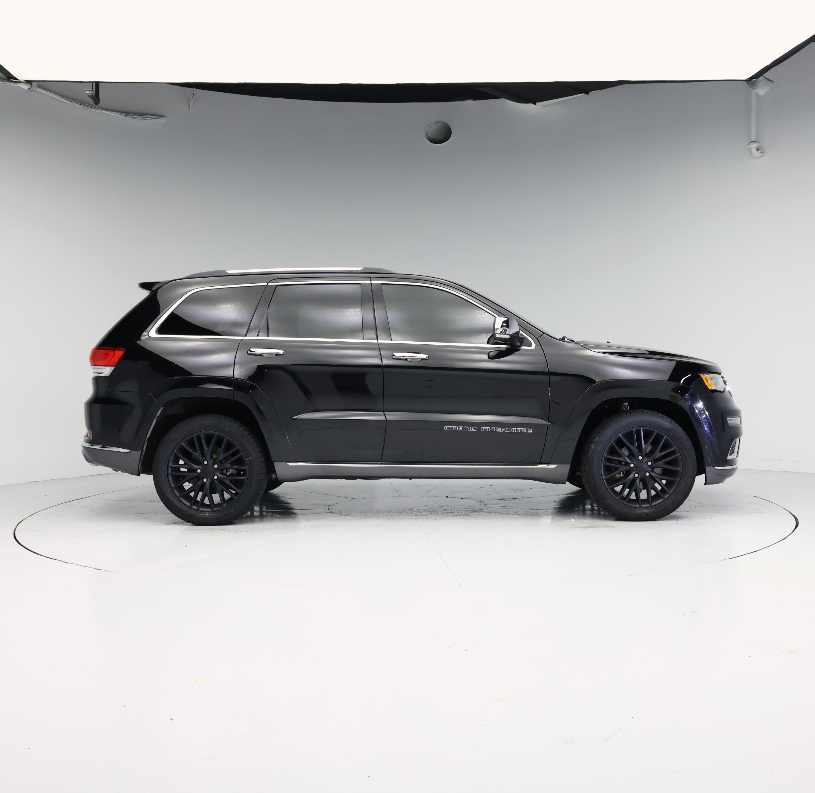 Thumbnail: 2018 Jeep Grand Cherokee - 7