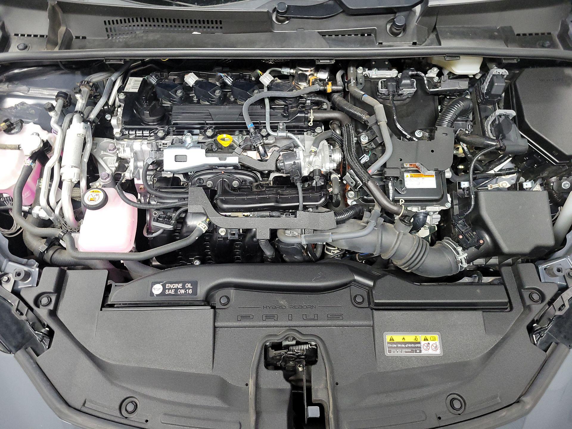 Thumbnail: 2024 Toyota Prius Prime - 19