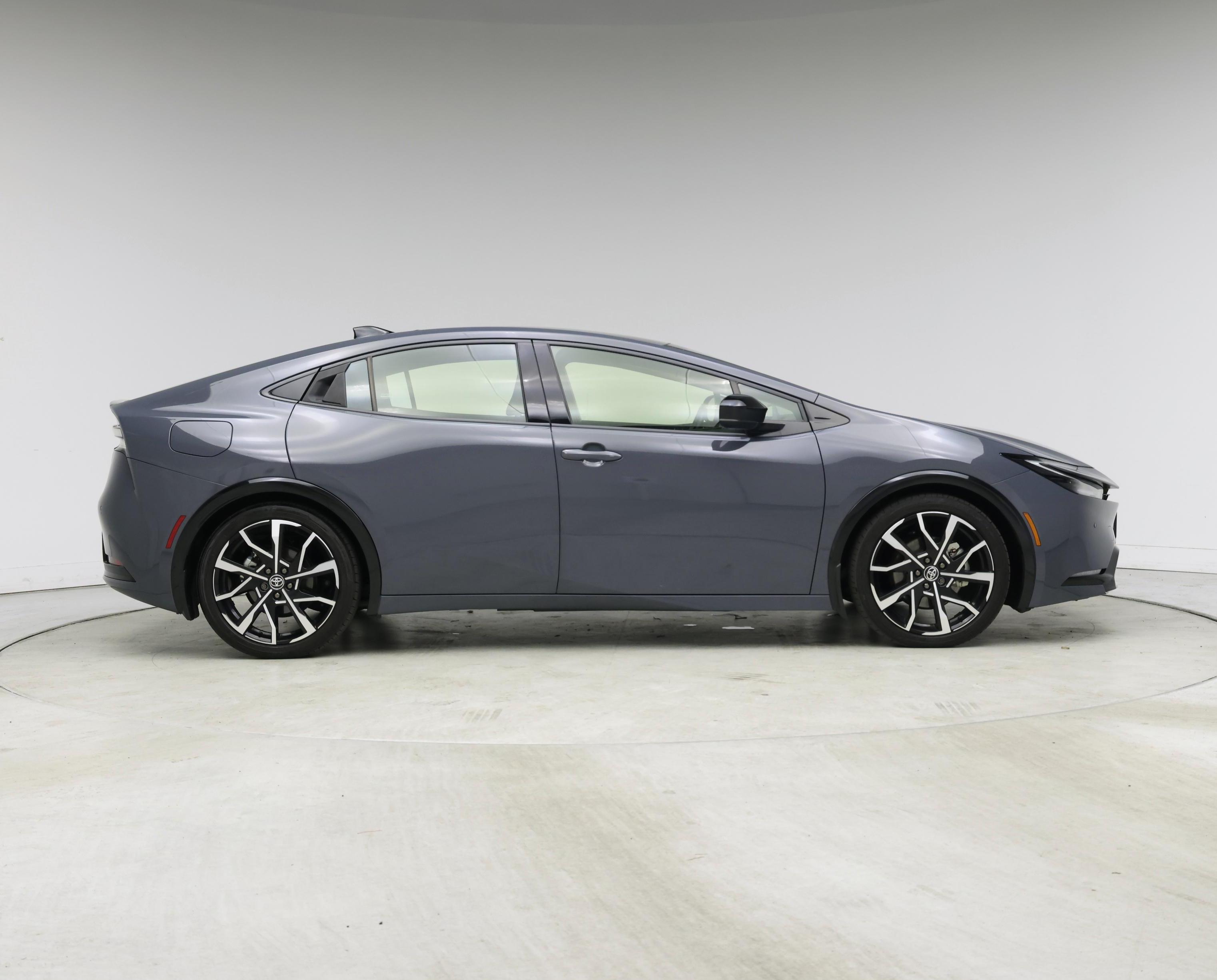 Thumbnail: 2024 Toyota Prius Prime - 7