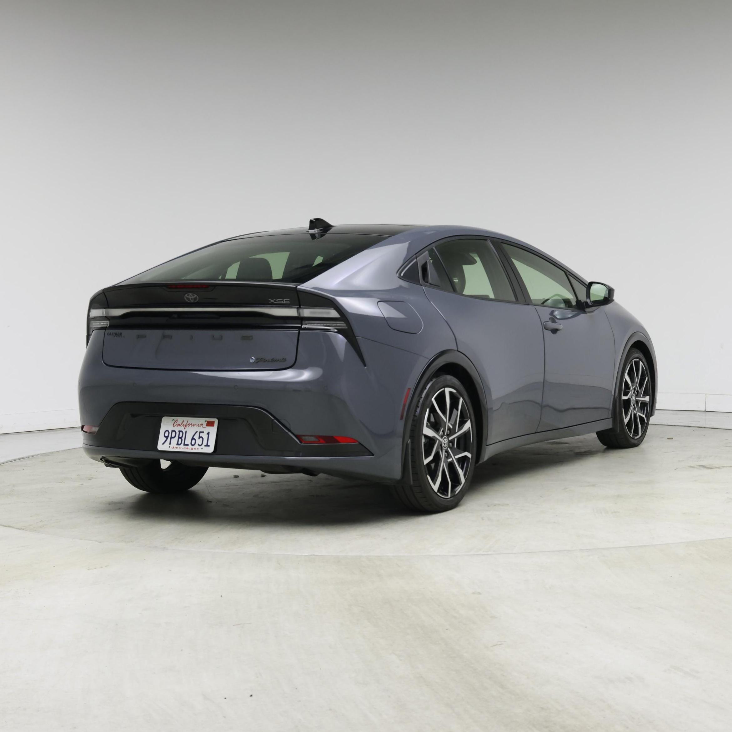 Thumbnail: 2024 Toyota Prius Prime - 8