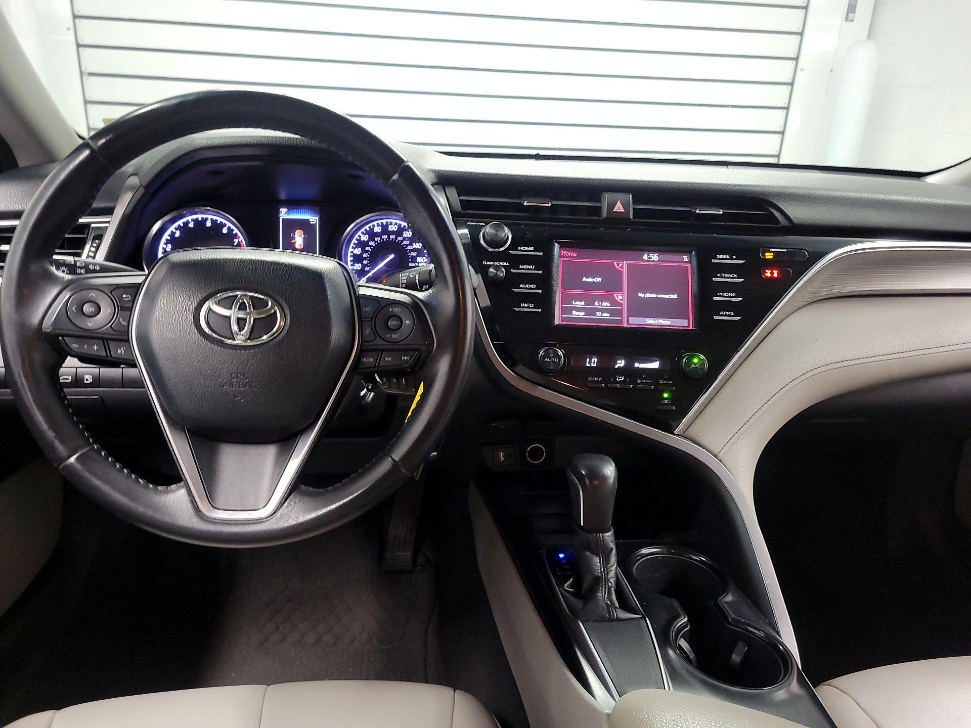 Thumbnail: 2018 Toyota Camry - 9