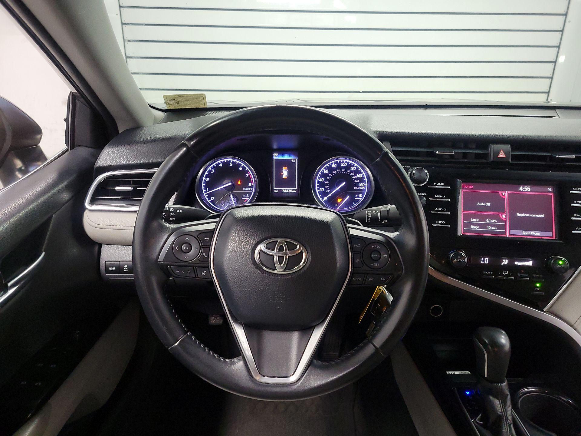 Thumbnail: 2018 Toyota Camry - 10