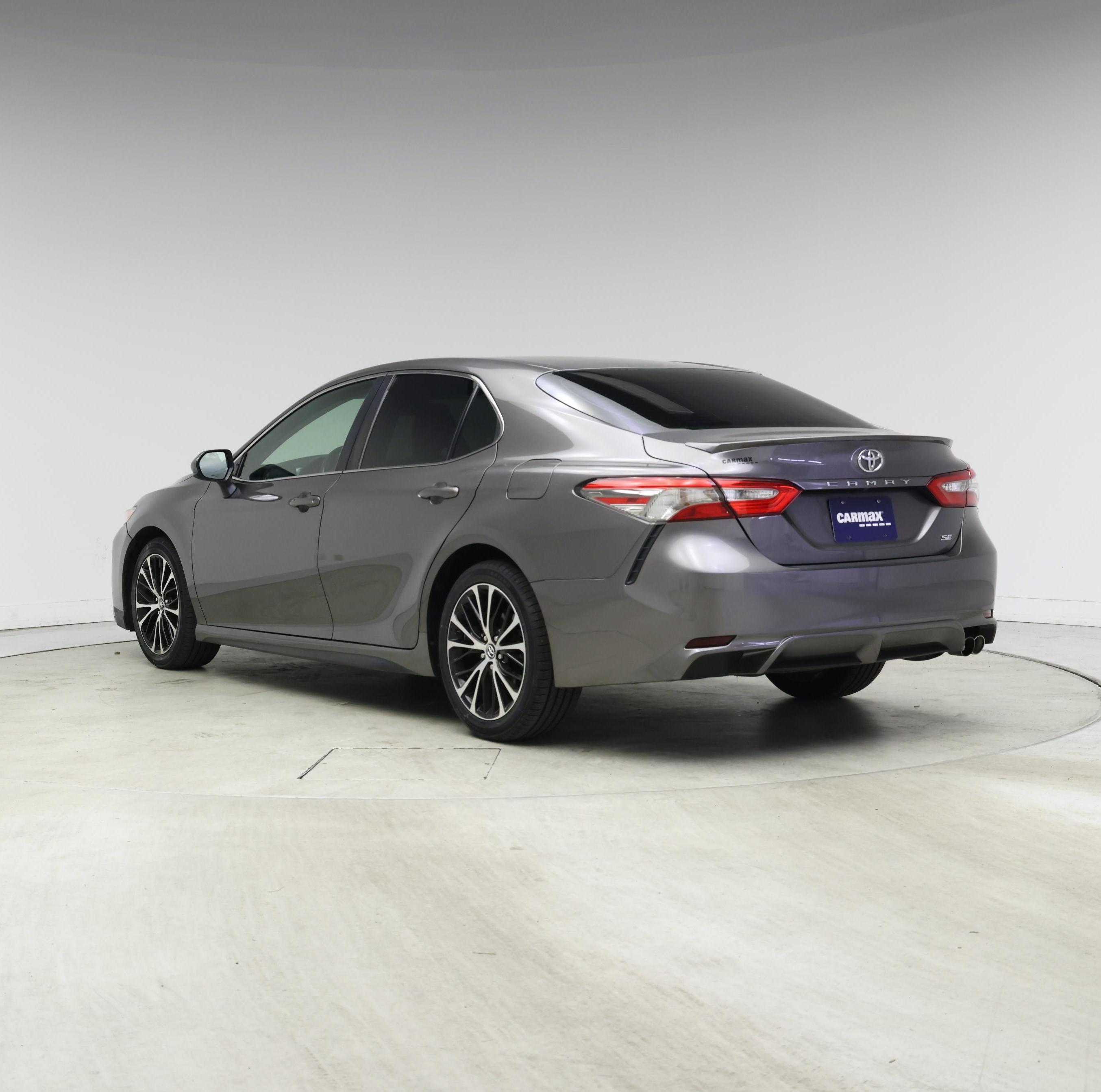 Thumbnail: 2018 Toyota Camry - 2