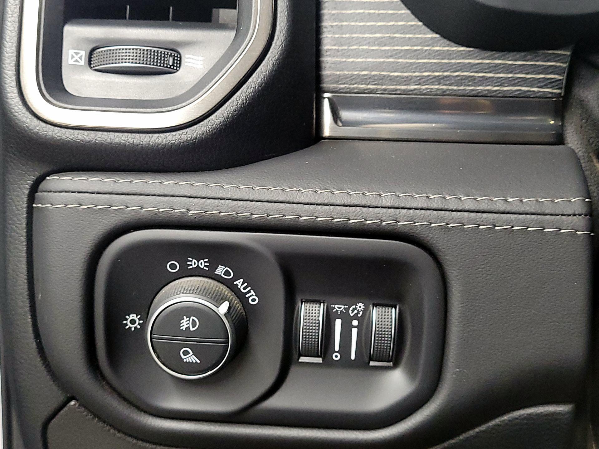 Thumbnail: 2021 RAM 1500 - 13