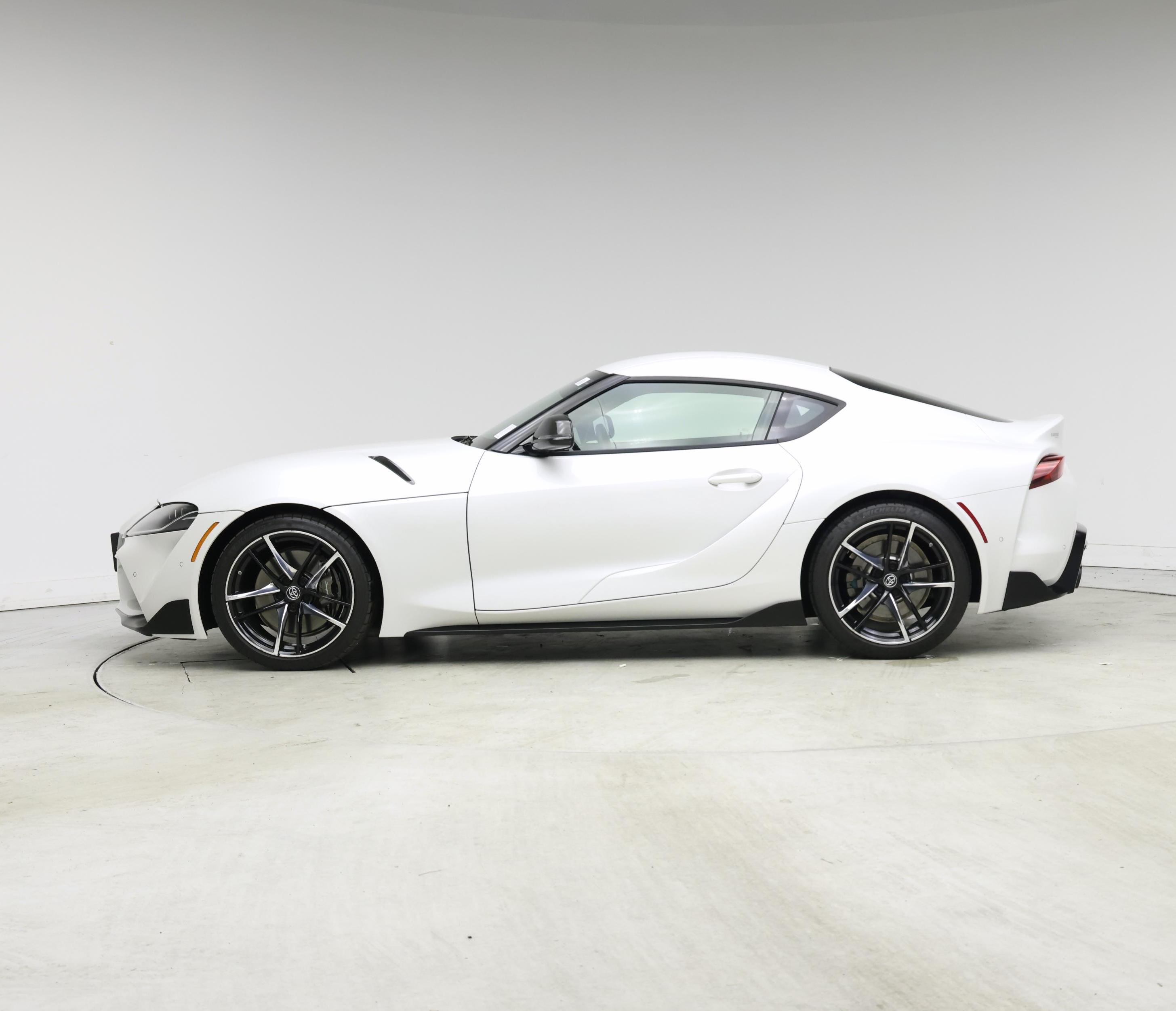 Thumbnail: 2021 Toyota Supra - 3