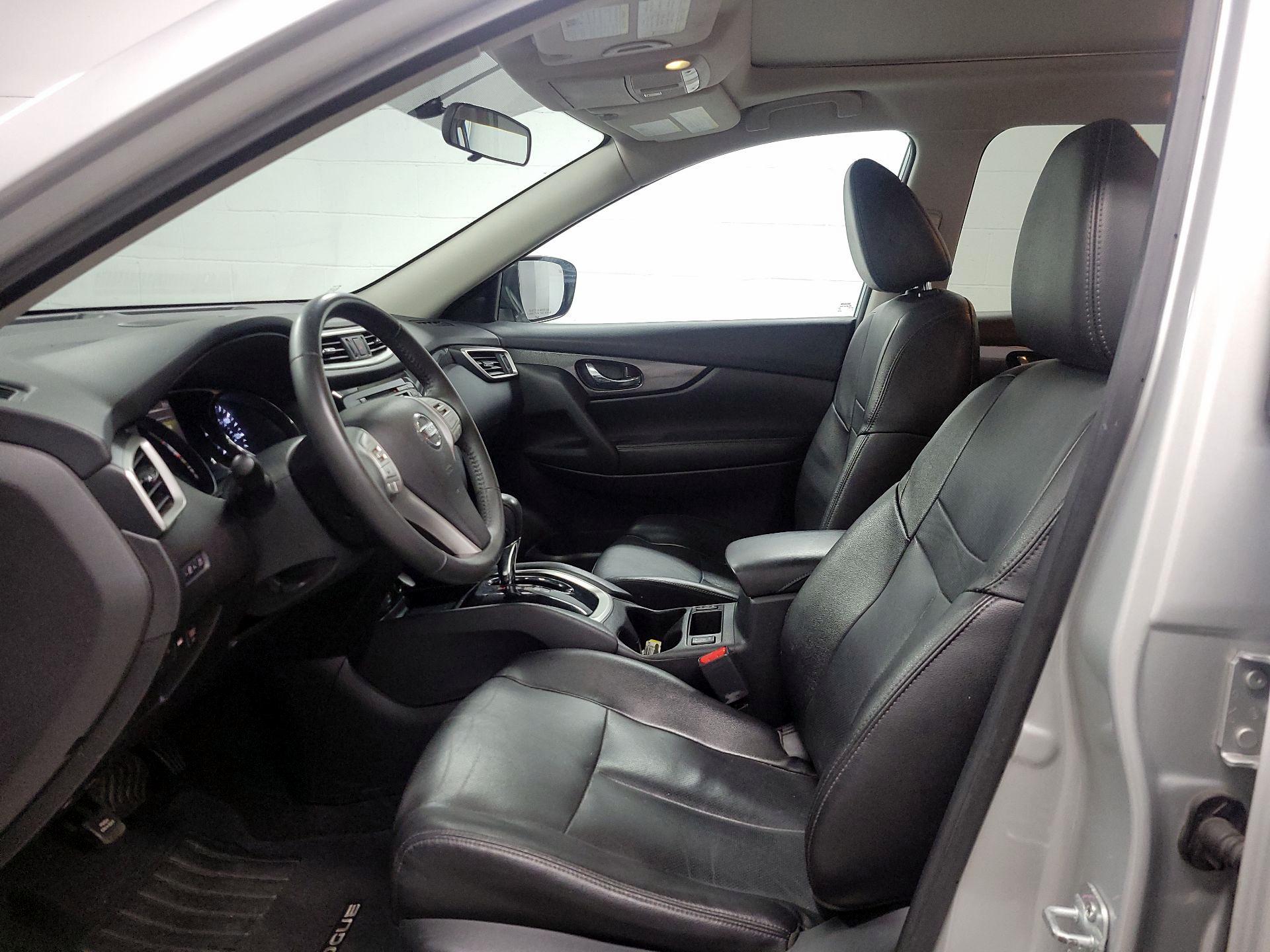 Thumbnail: 2016 Nissan Rogue - 11