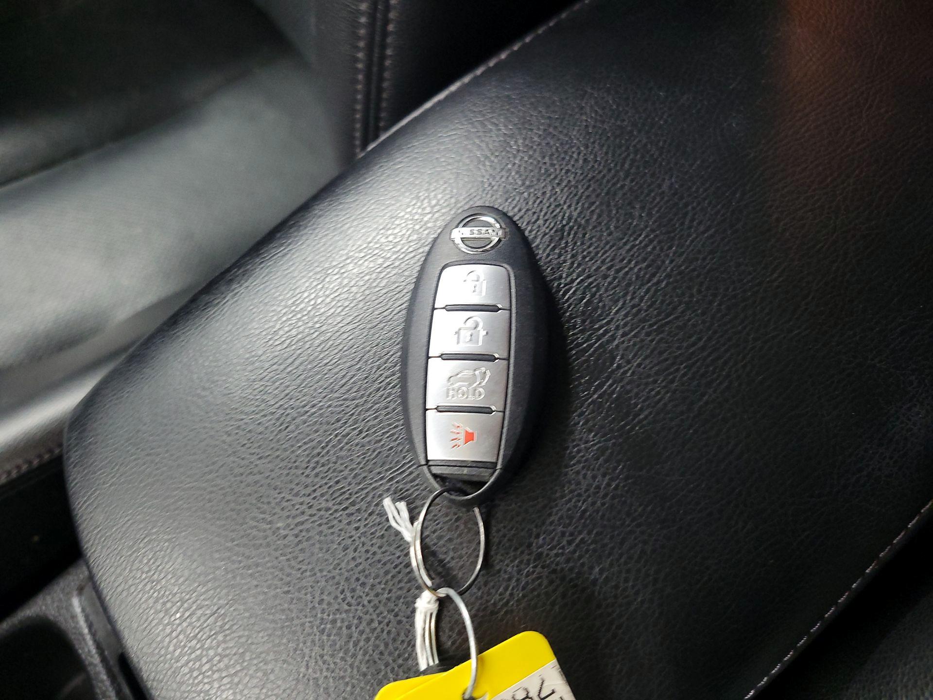 Thumbnail: 2016 Nissan Rogue - 20