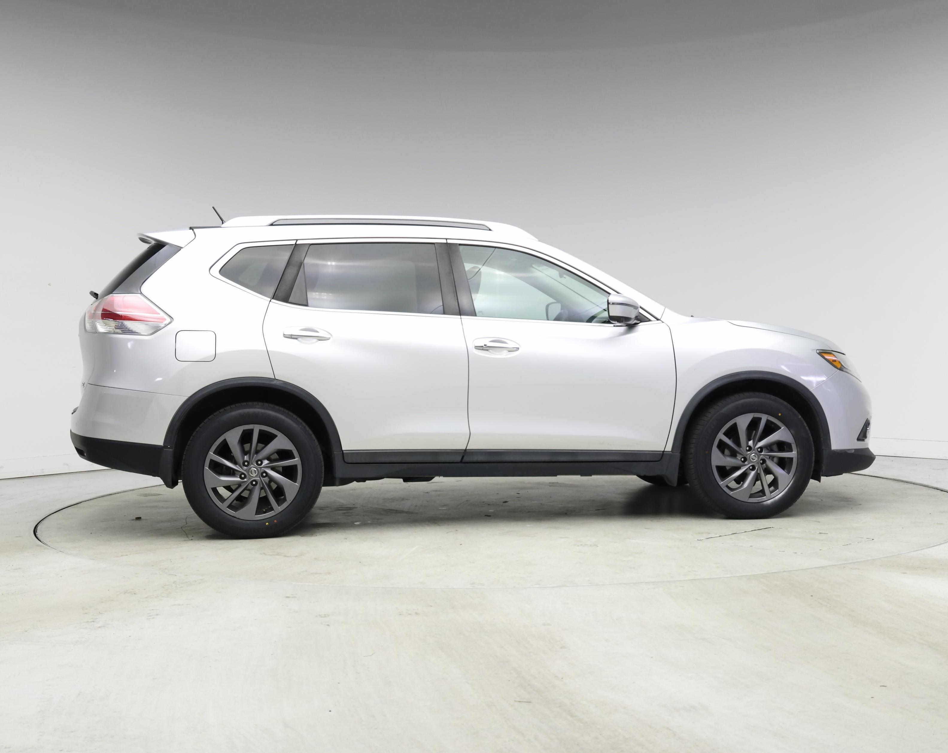 Thumbnail: 2016 Nissan Rogue - 7