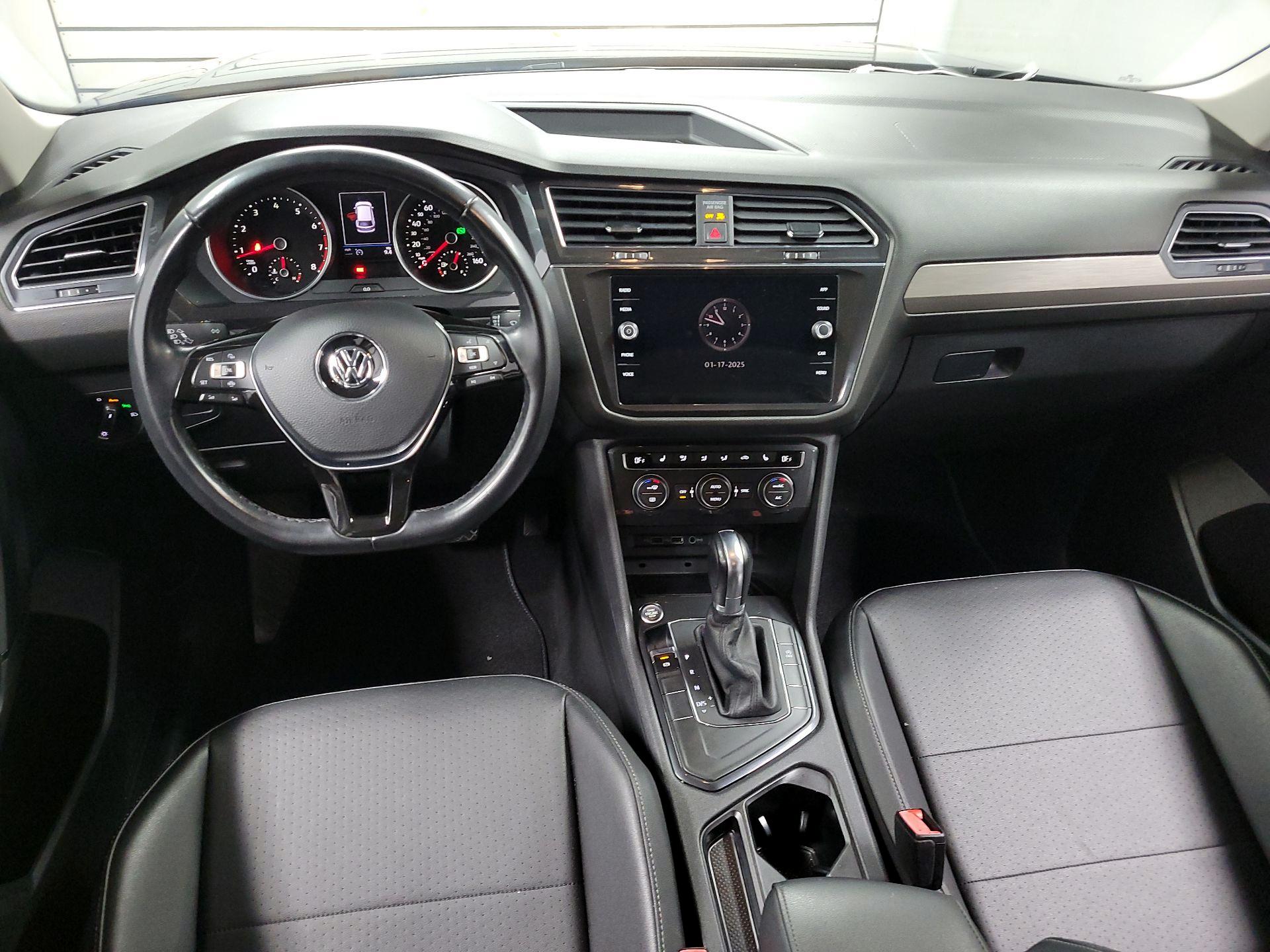 Thumbnail: 2019 Volkswagen Tiguan - 9