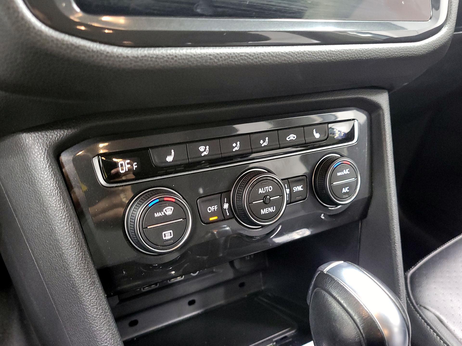 Thumbnail: 2019 Volkswagen Tiguan - 15