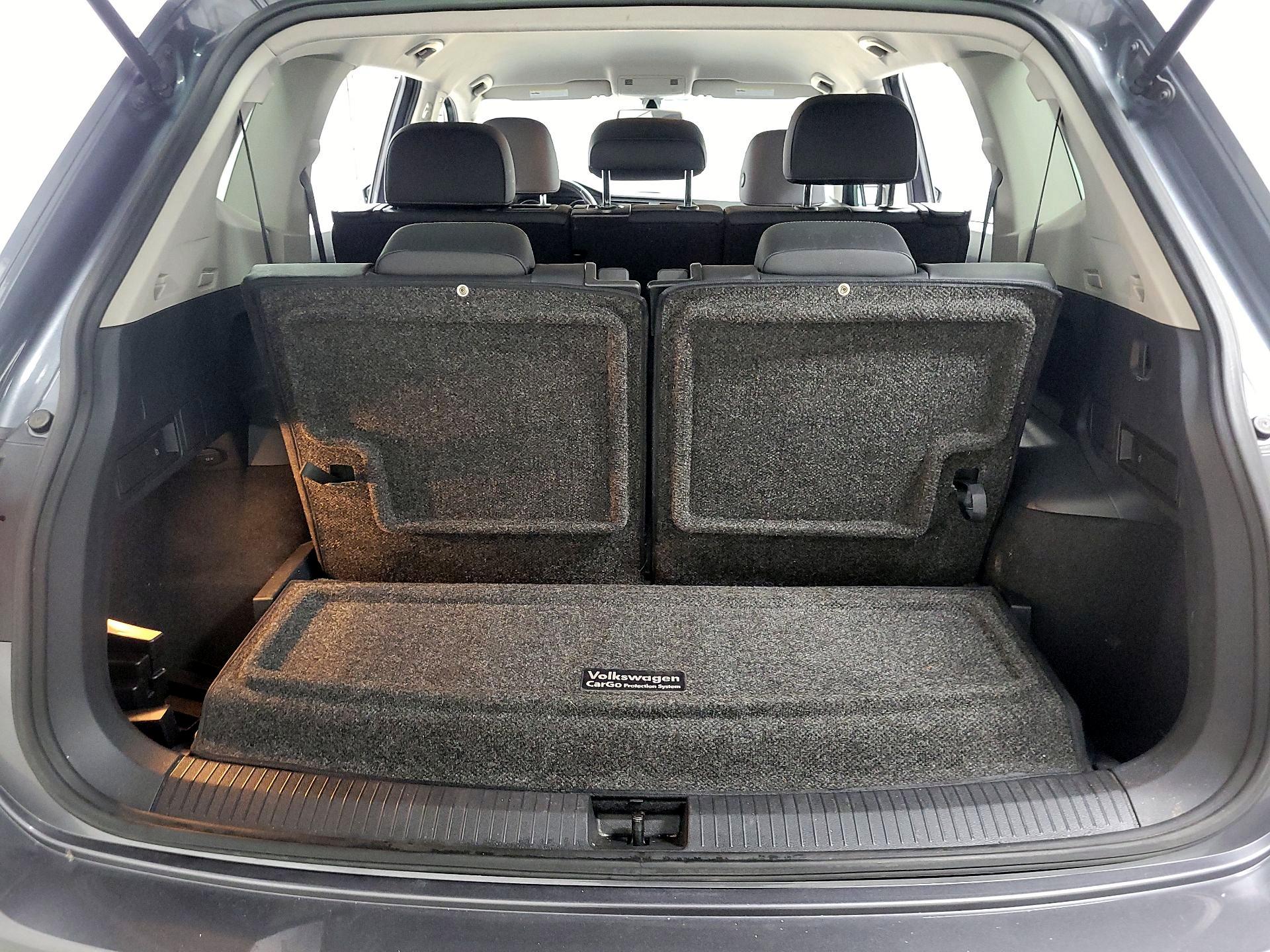 Thumbnail: 2019 Volkswagen Tiguan - 18