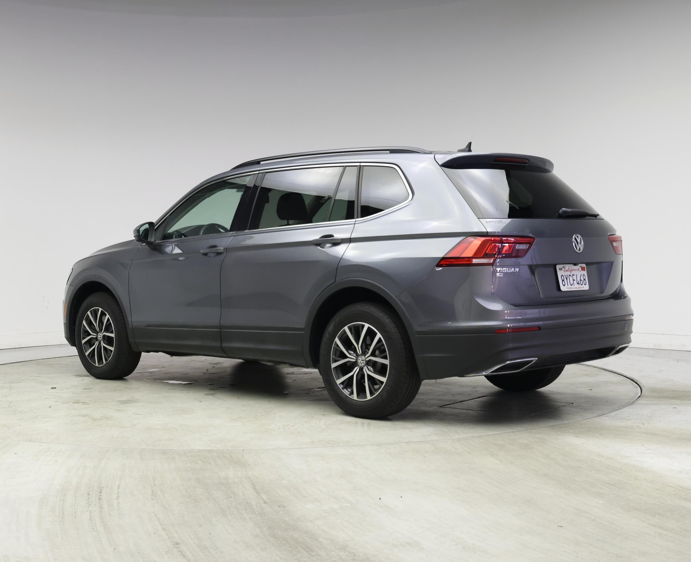 Thumbnail: 2019 Volkswagen Tiguan - 2