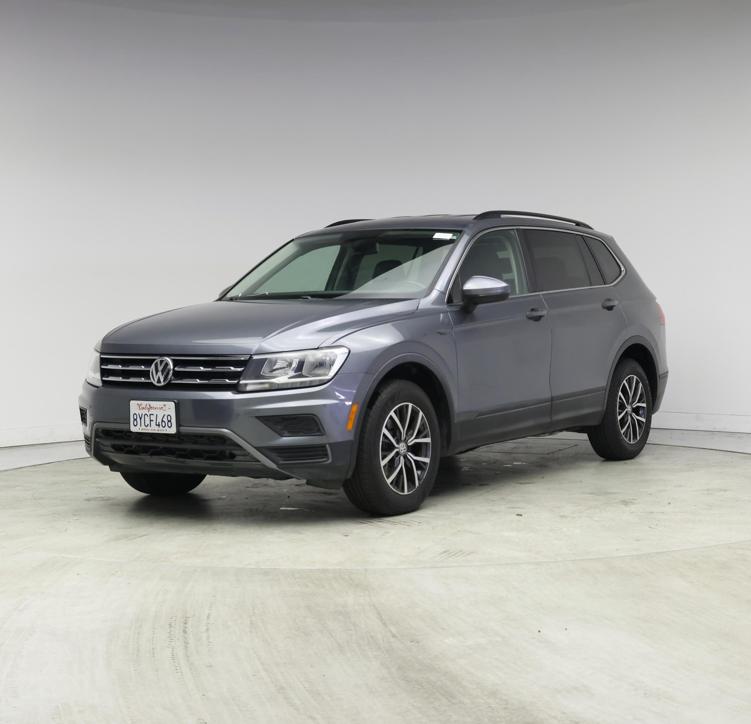 Thumbnail: 2019 Volkswagen Tiguan - 4
