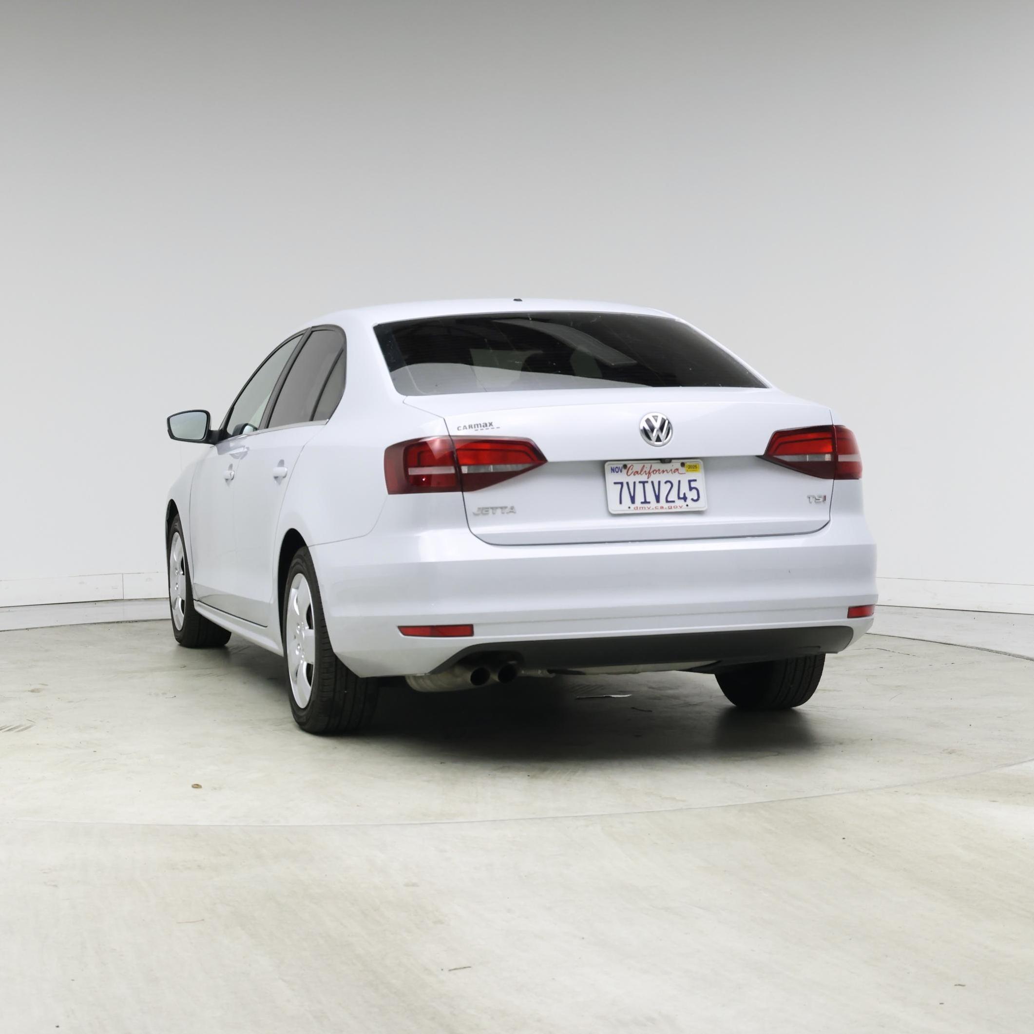 Thumbnail: 2017 Volkswagen Jetta - 6