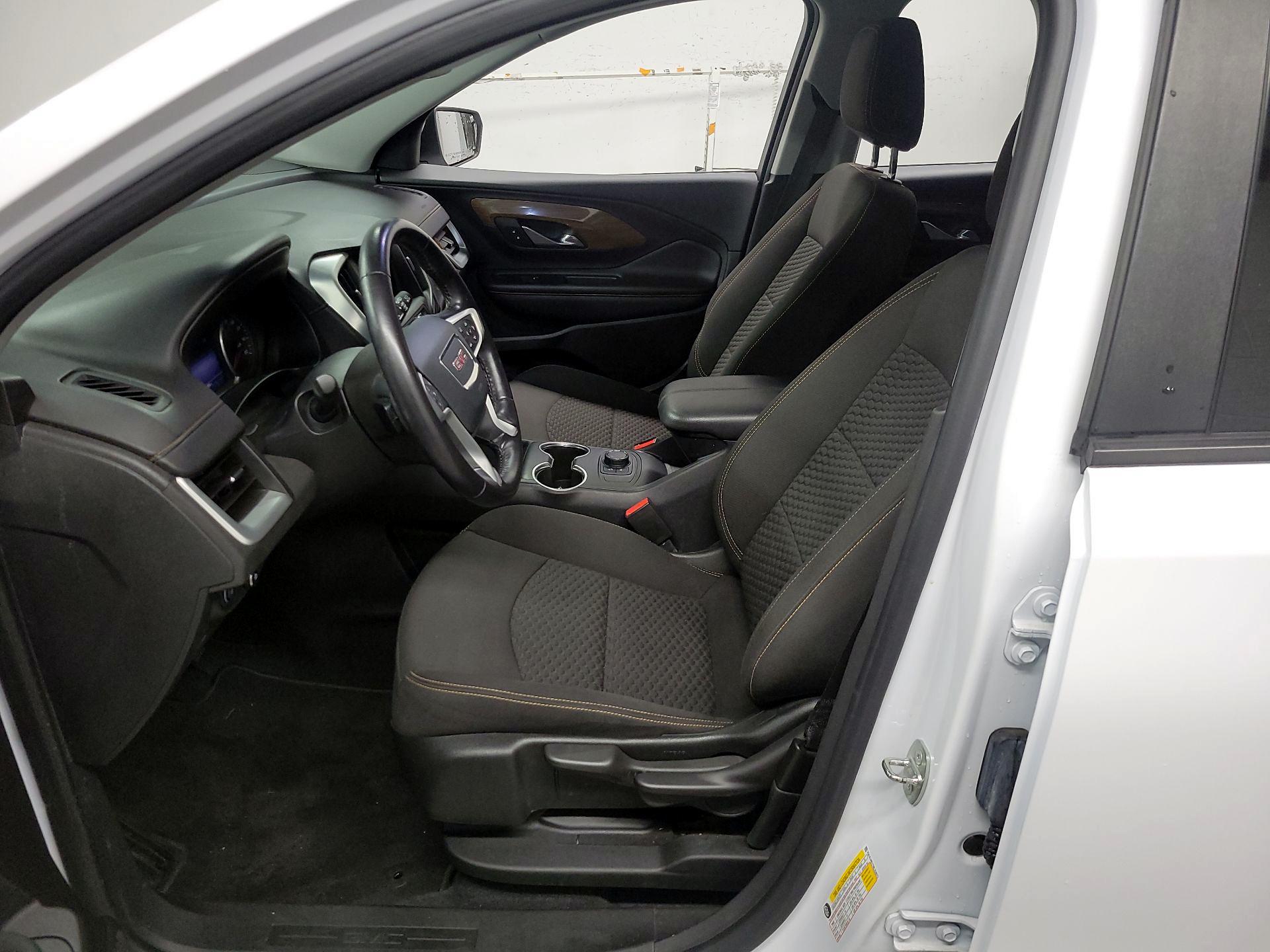 Thumbnail: 2021 GMC Terrain - 11