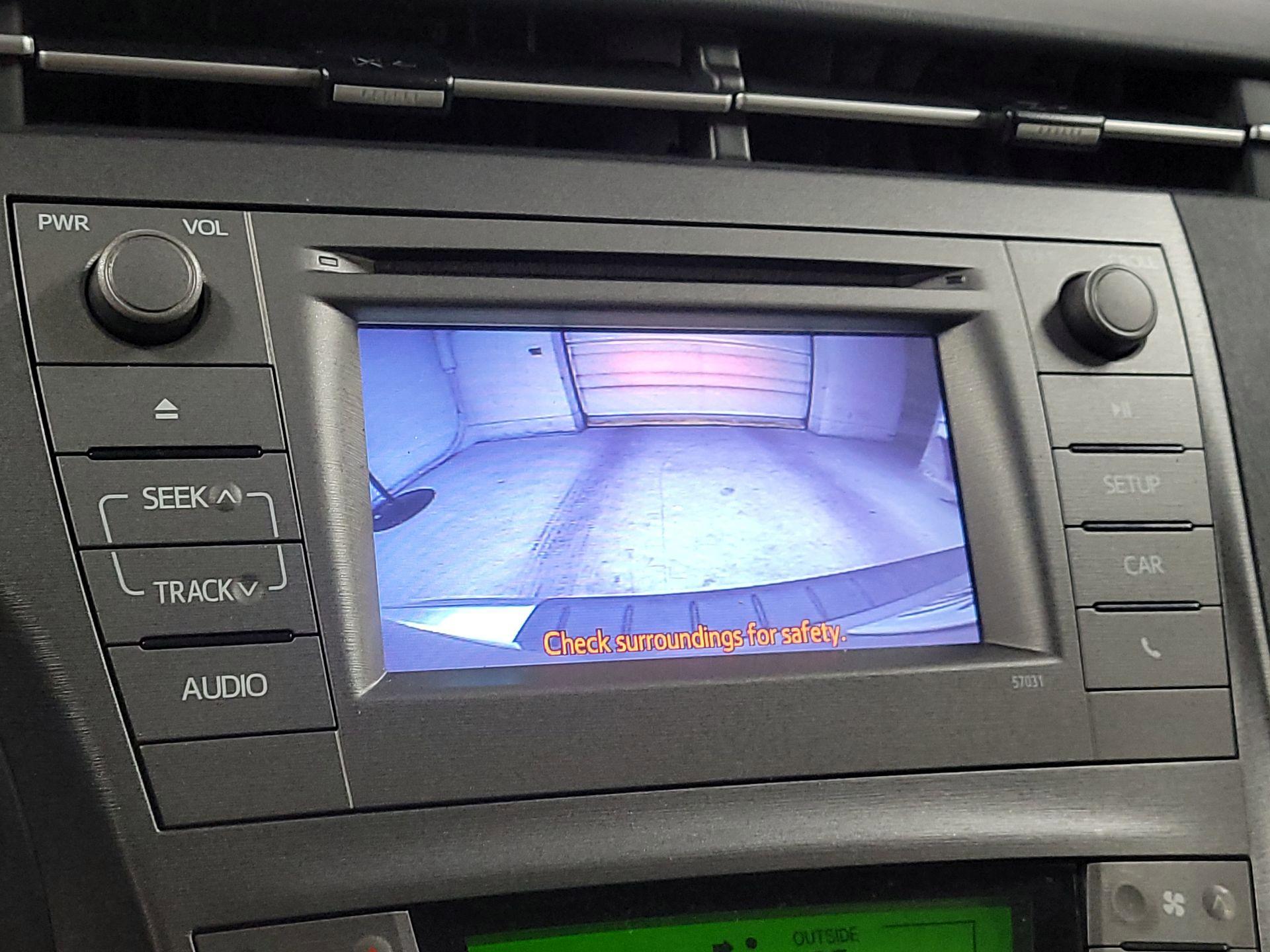 Thumbnail: 2015 Toyota Prius - 13