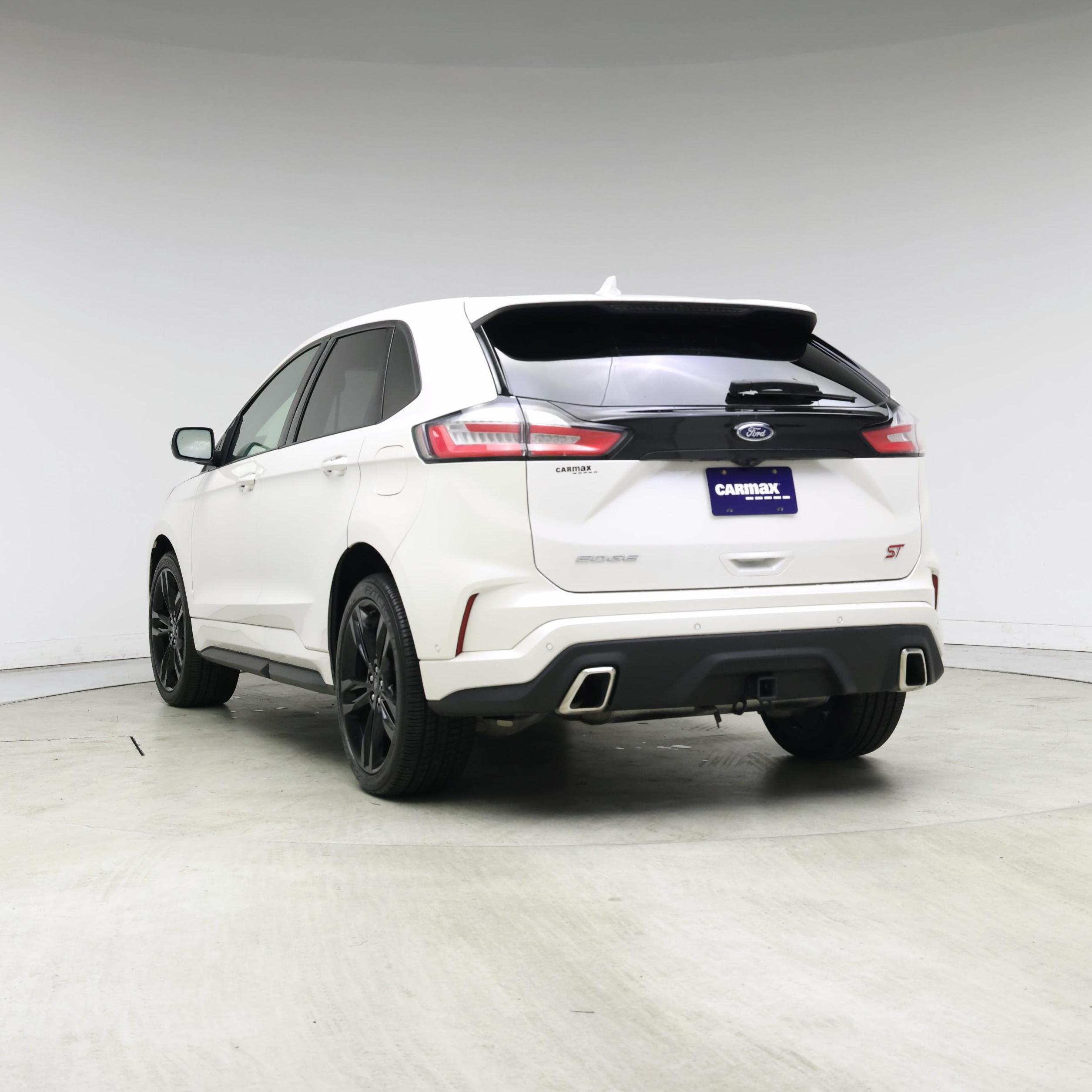 Thumbnail: 2019 Ford Edge - 2