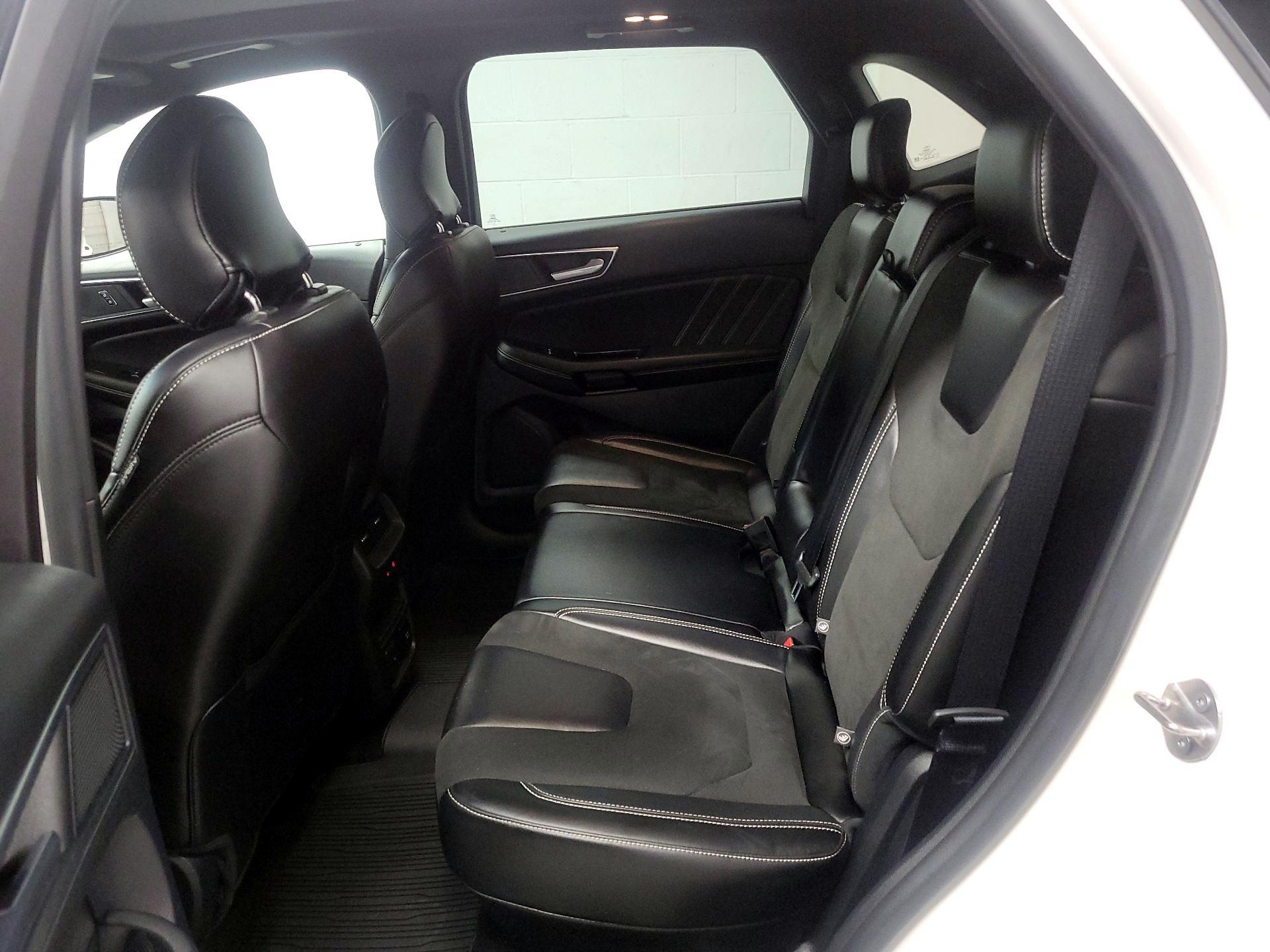 Thumbnail: 2019 Ford Edge - 20