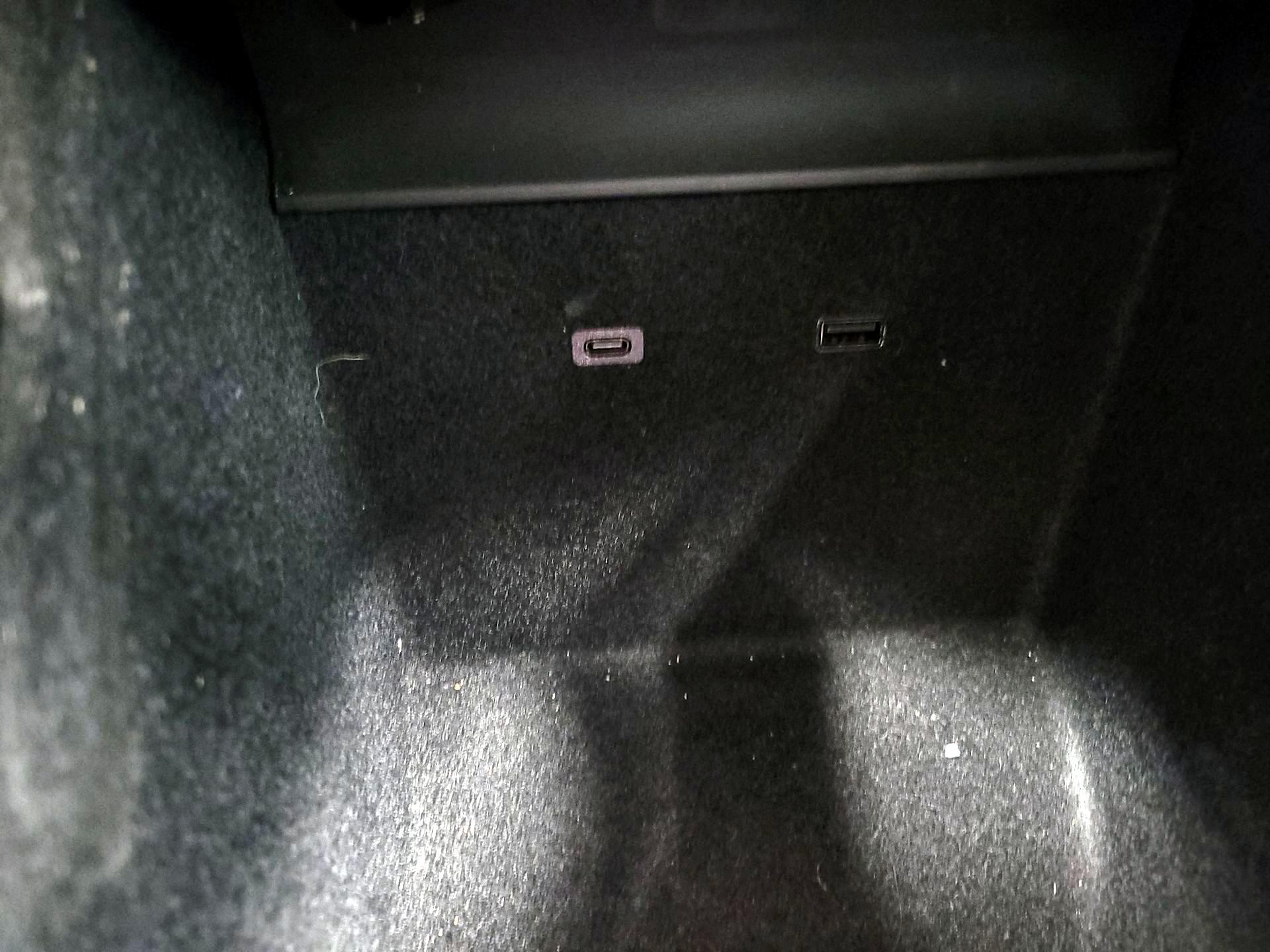 Thumbnail: 2020 Tesla Model 3 - 18