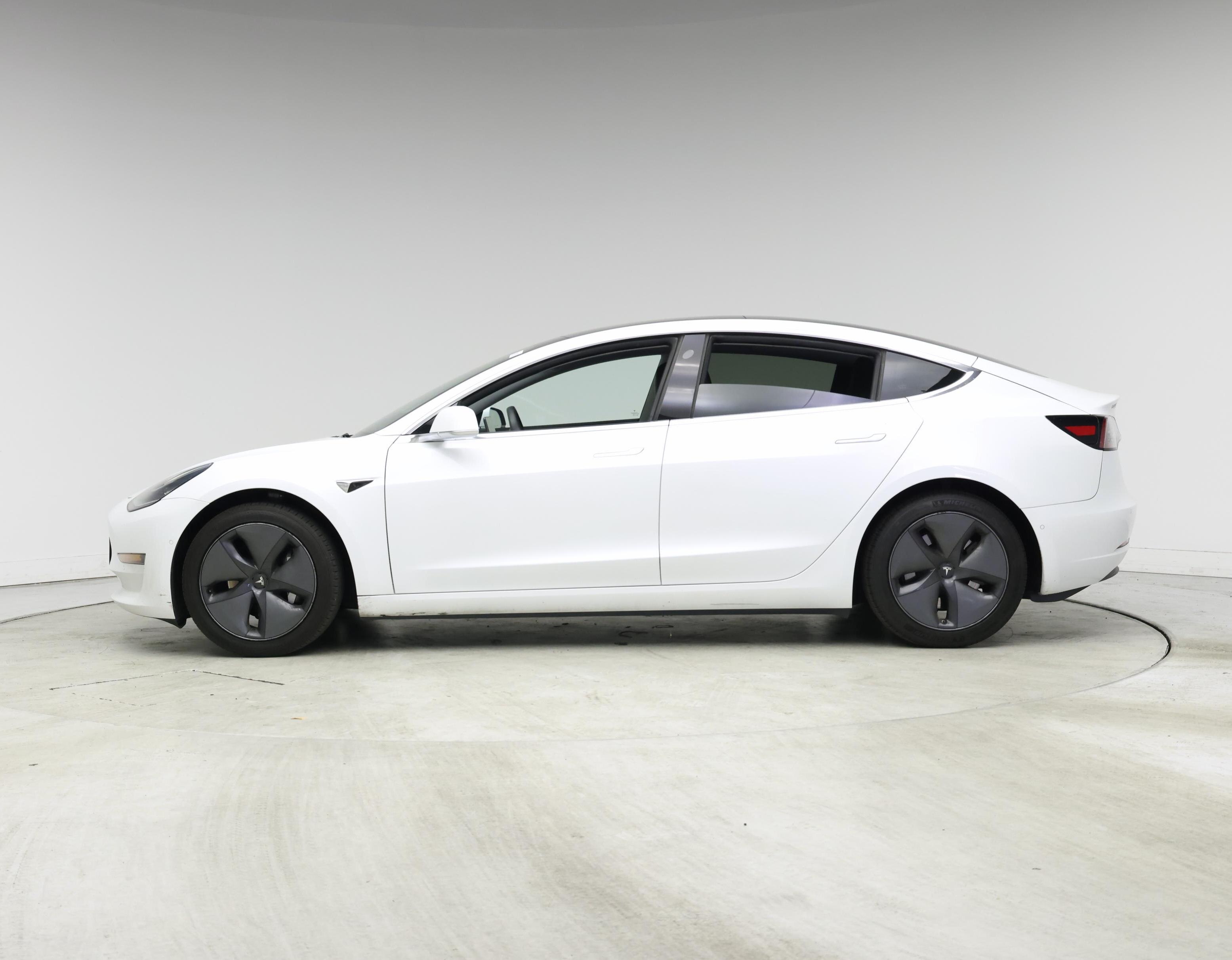 Thumbnail: 2020 Tesla Model 3 - 3