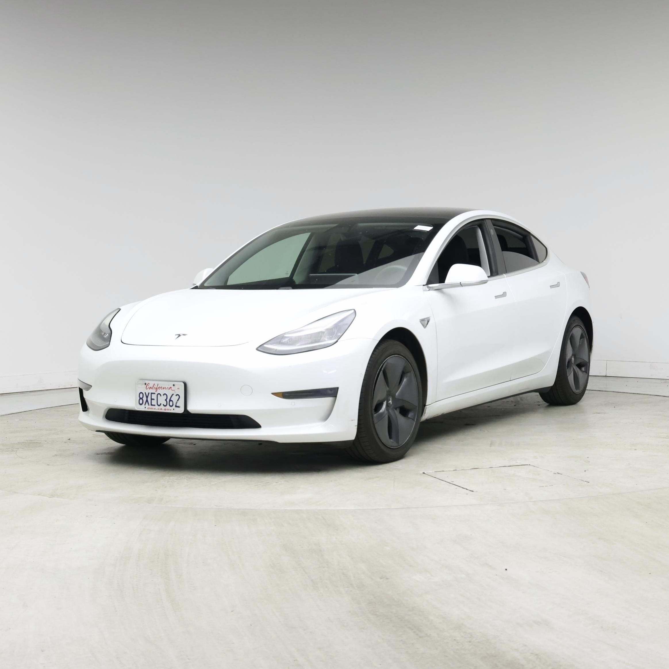Thumbnail: 2020 Tesla Model 3 - 4