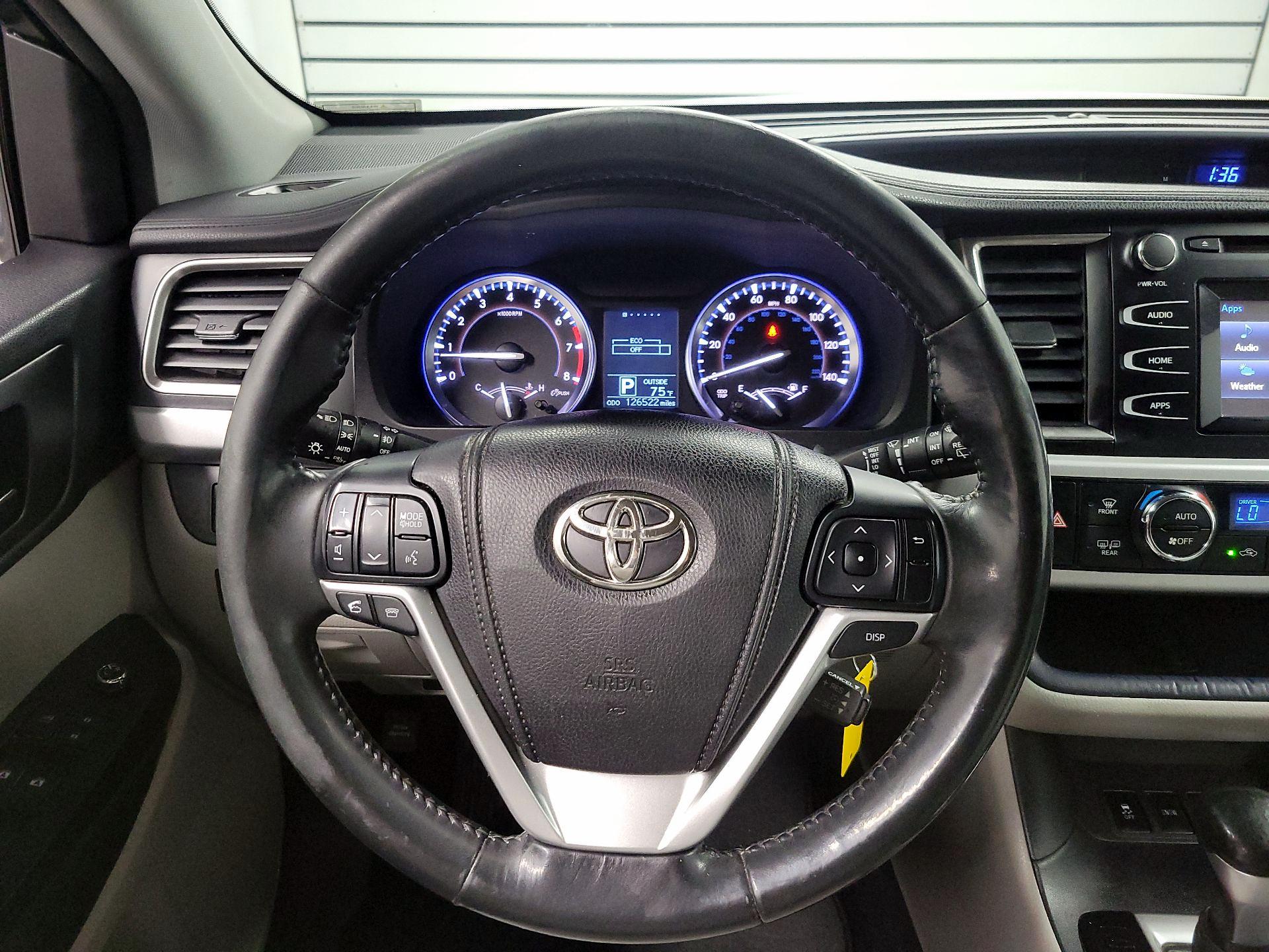 Thumbnail: 2014 Toyota Highlander - 10