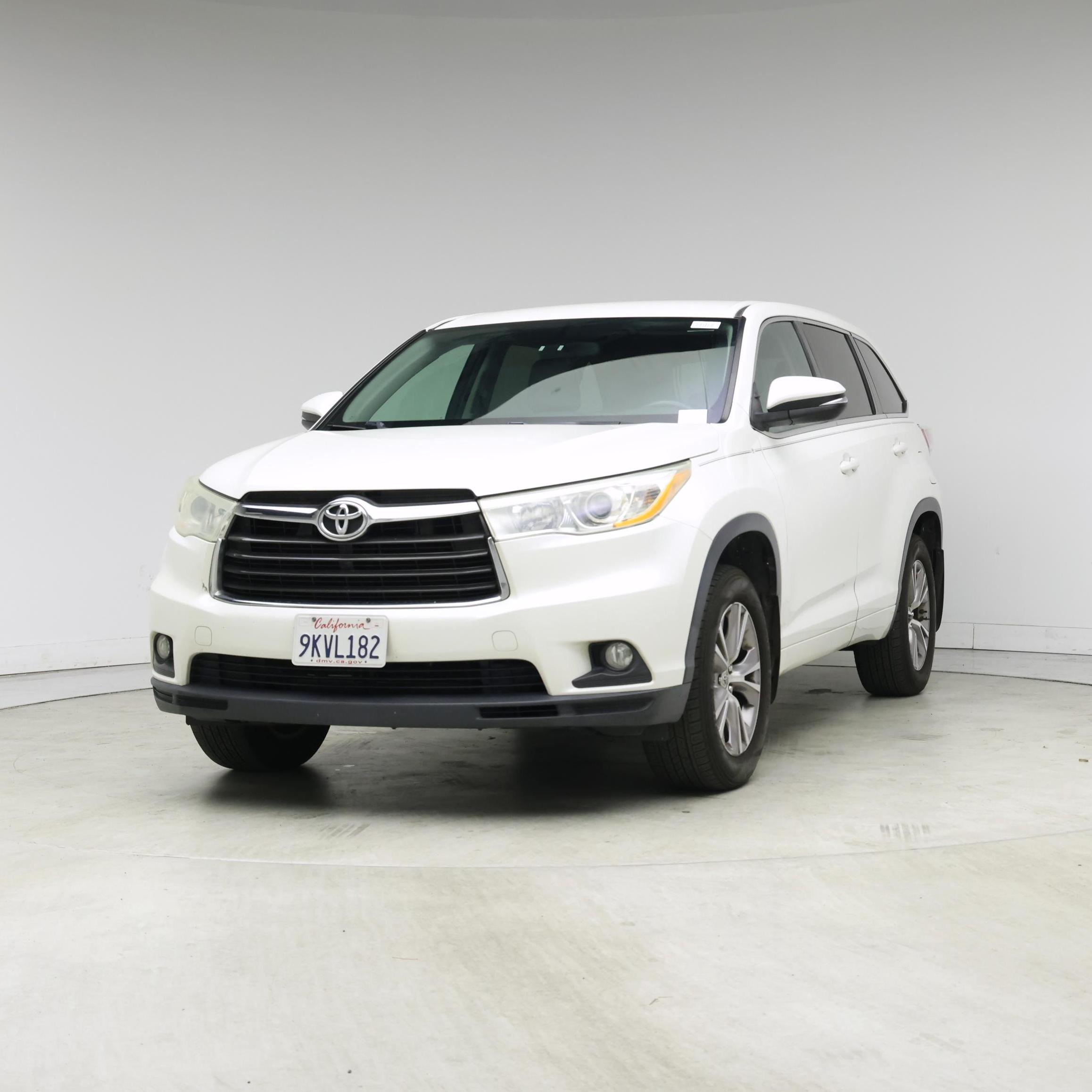 Thumbnail: 2014 Toyota Highlander - 4