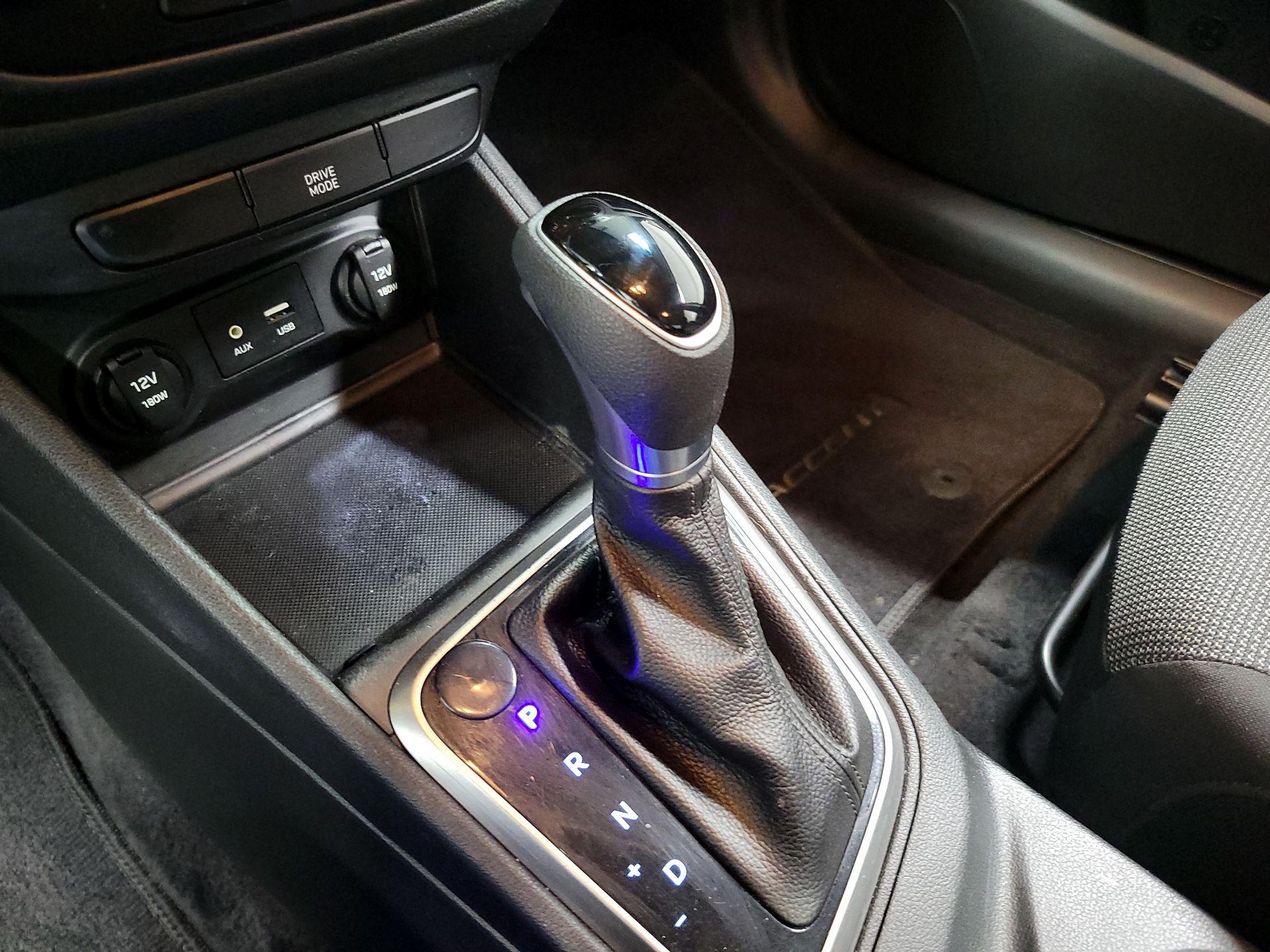 Thumbnail: 2018 Hyundai Accent - 17