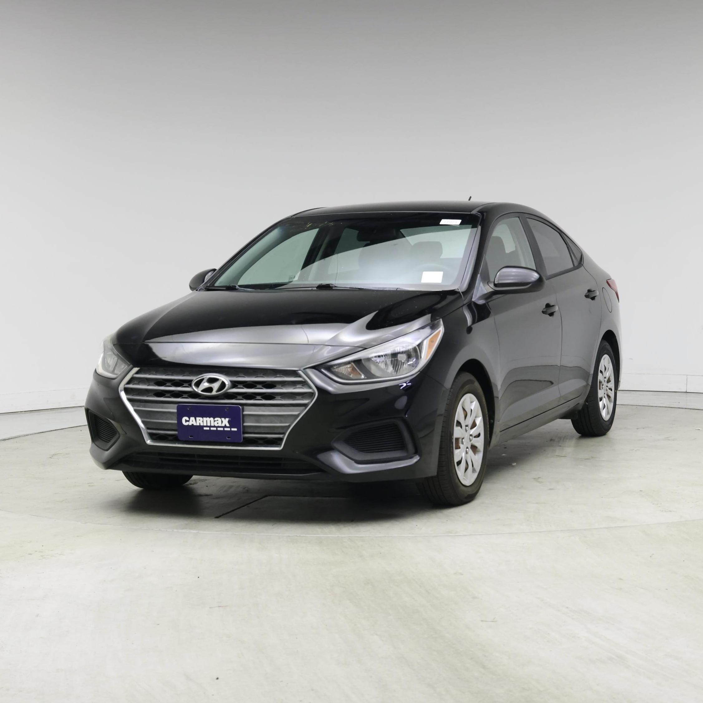 Thumbnail: 2018 Hyundai Accent - 4