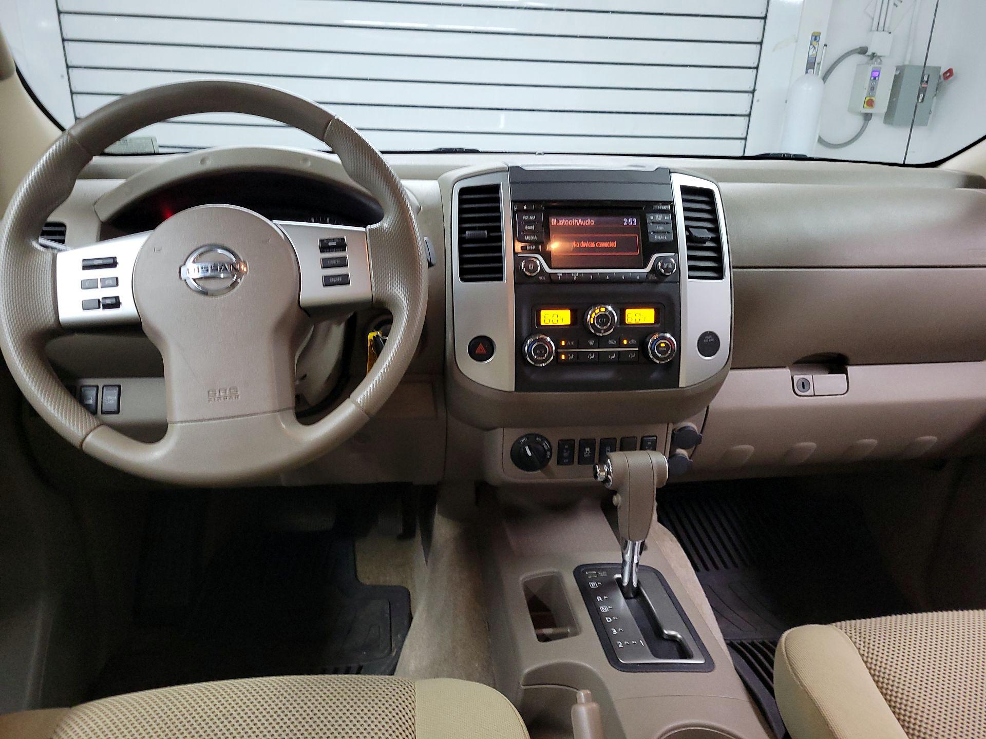 Thumbnail: 2015 Nissan Frontier - 9