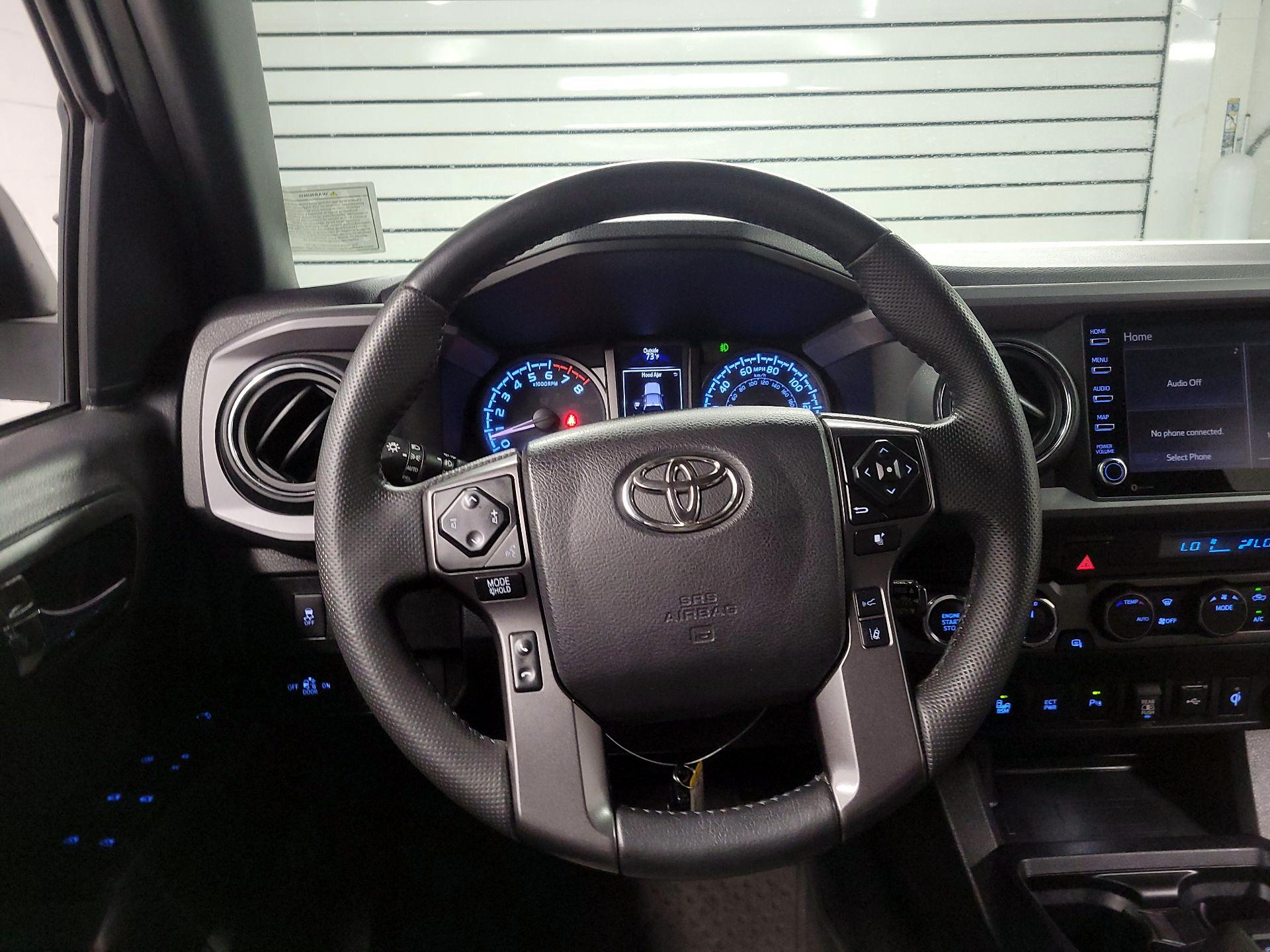 Thumbnail: 2022 Toyota Tacoma - 10