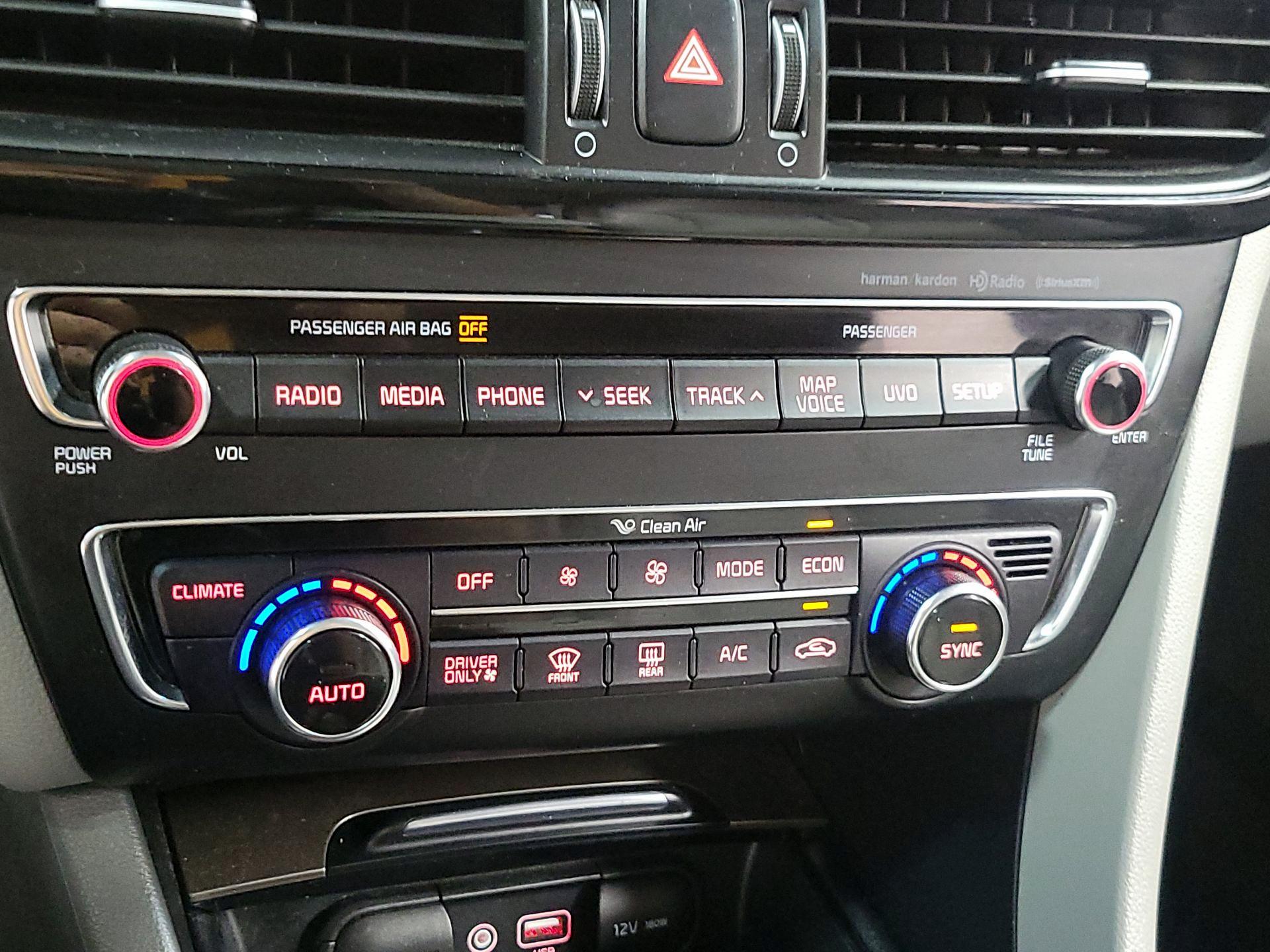 Thumbnail: 2017 Kia Optima - 15