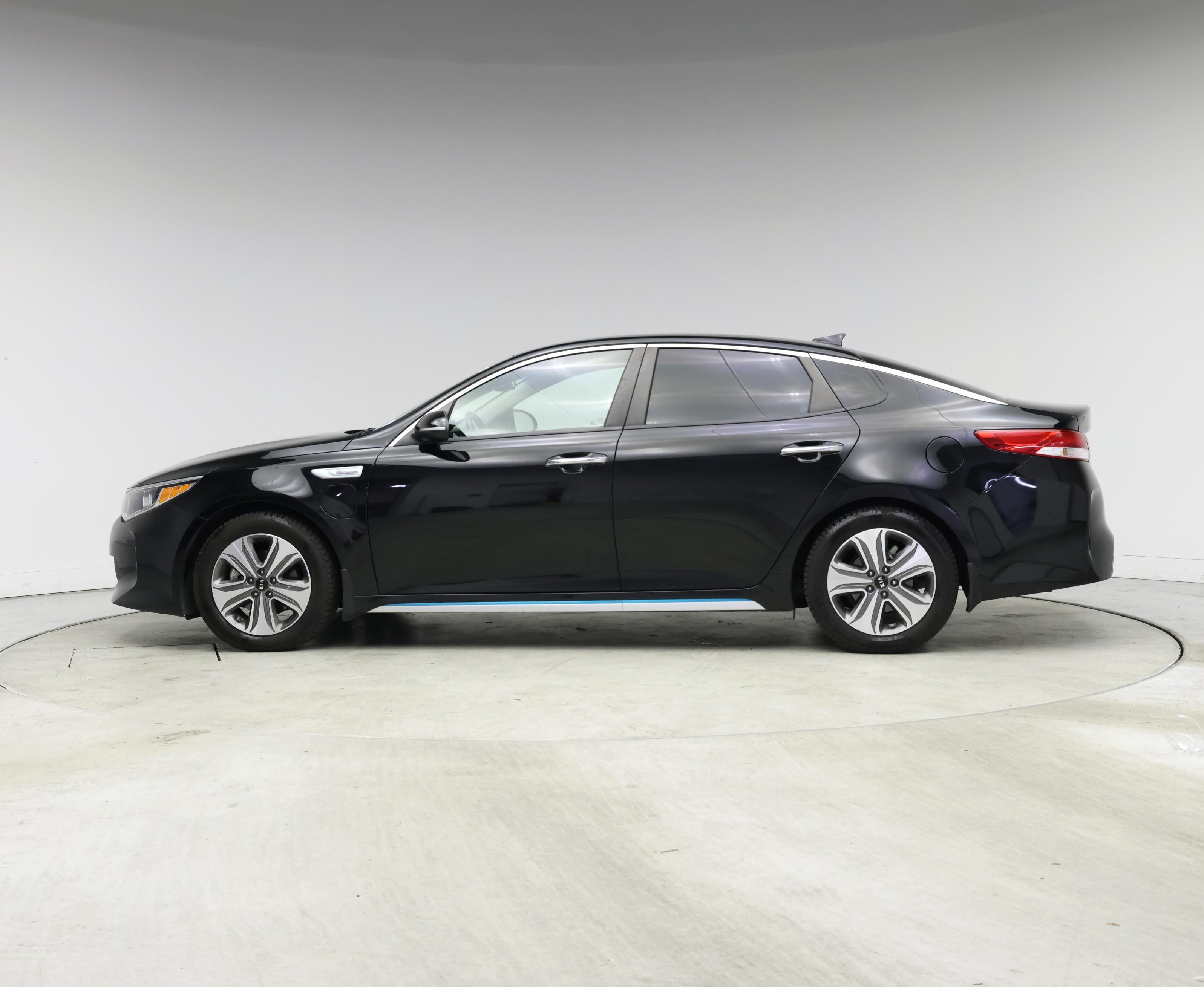 Thumbnail: 2017 Kia Optima - 3