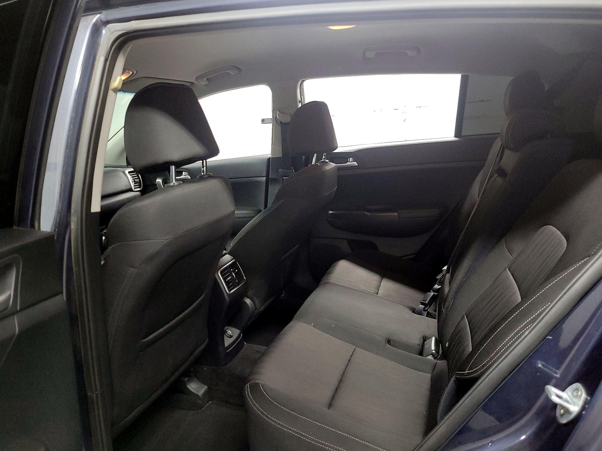 Thumbnail: 2019 Kia Sportage - 19