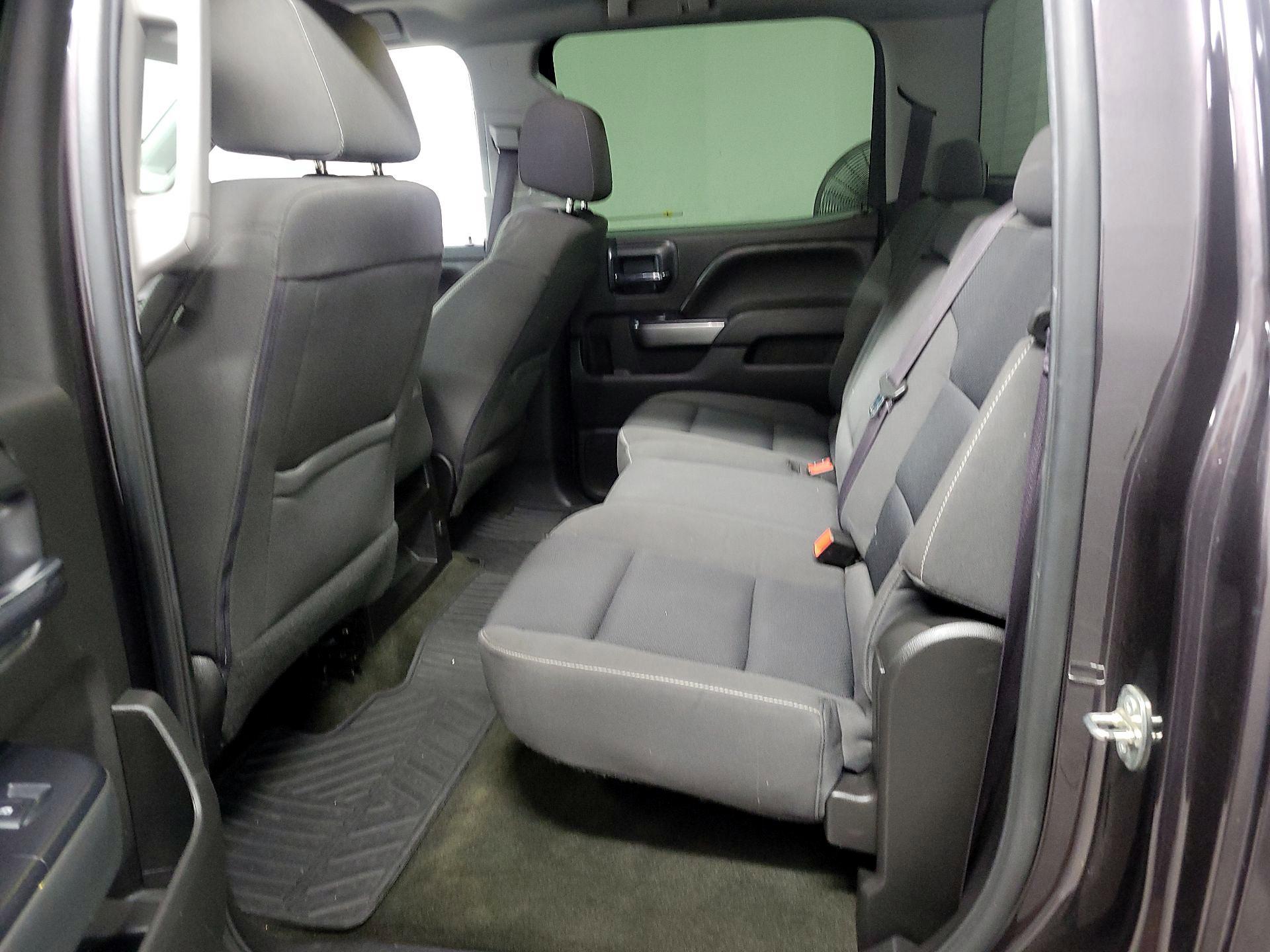 Thumbnail: 2016 Chevrolet Silverado 1500 - 17