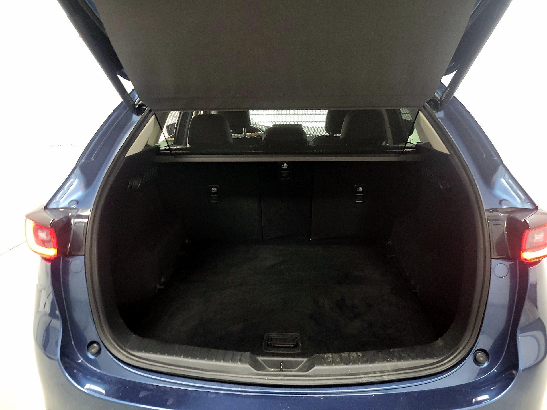 Thumbnail: 2022 Mazda CX-5 - 18