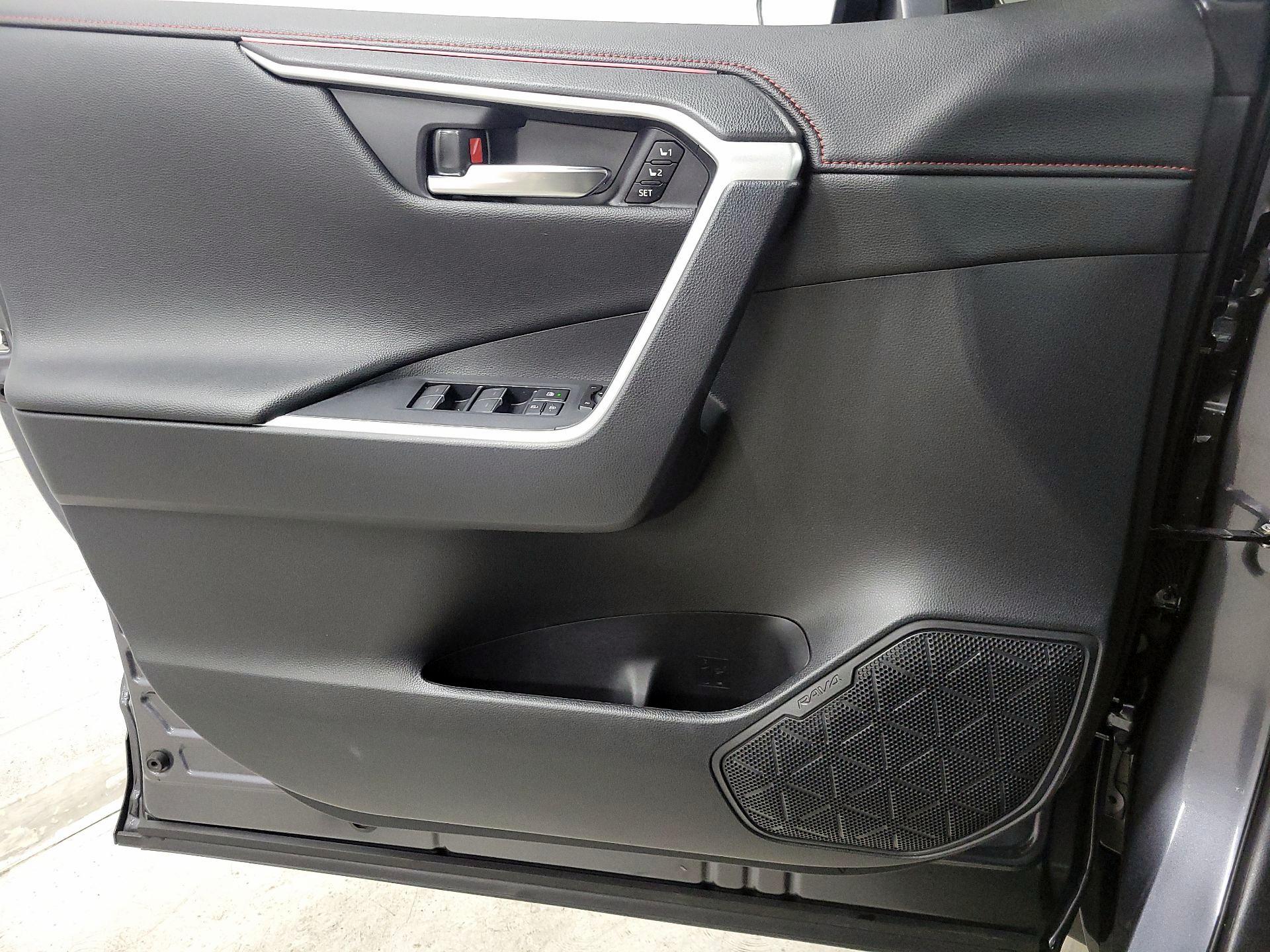 Thumbnail: 2024 Toyota RAV4 - 12