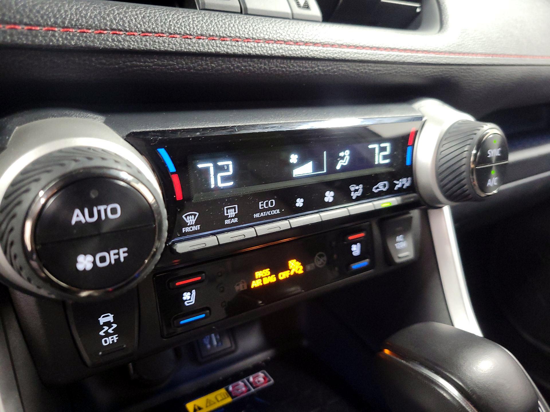 Thumbnail: 2024 Toyota RAV4 - 16