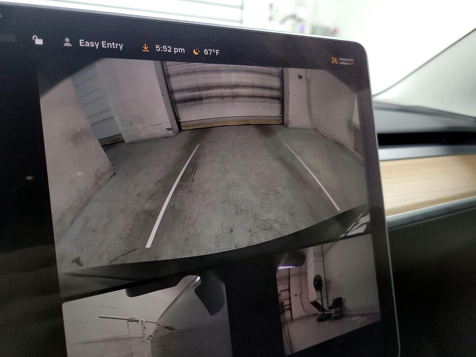 Thumbnail: 2023 Tesla Model 3 - 14