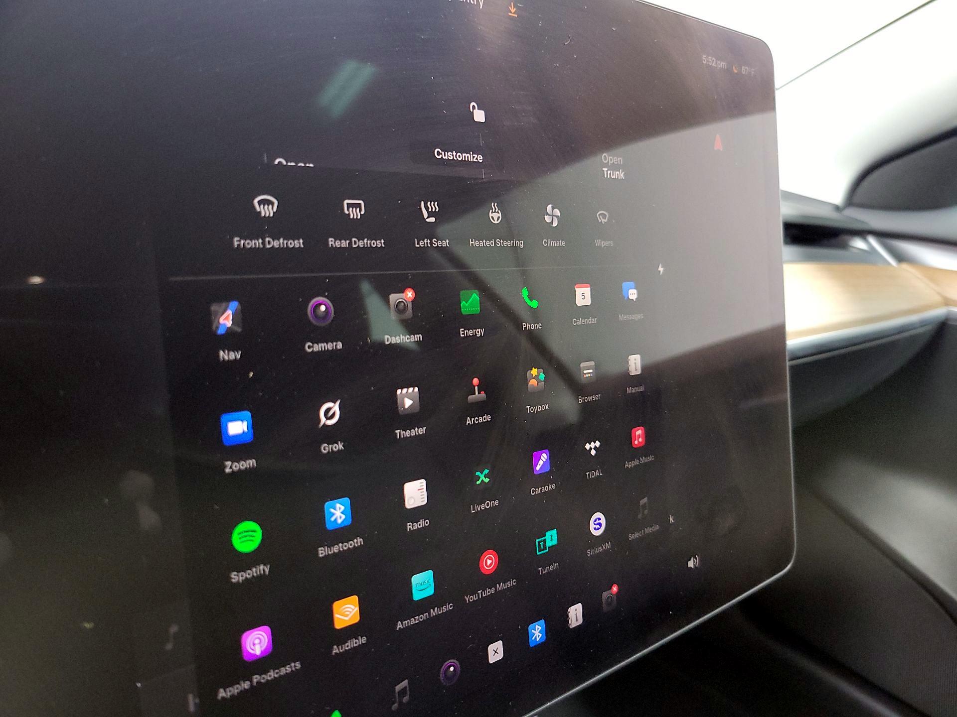 Thumbnail: 2023 Tesla Model 3 - 15