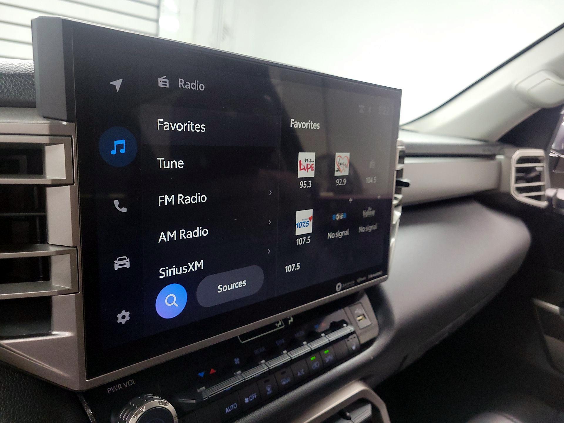 Thumbnail: 2023 Toyota Sequoia - 15