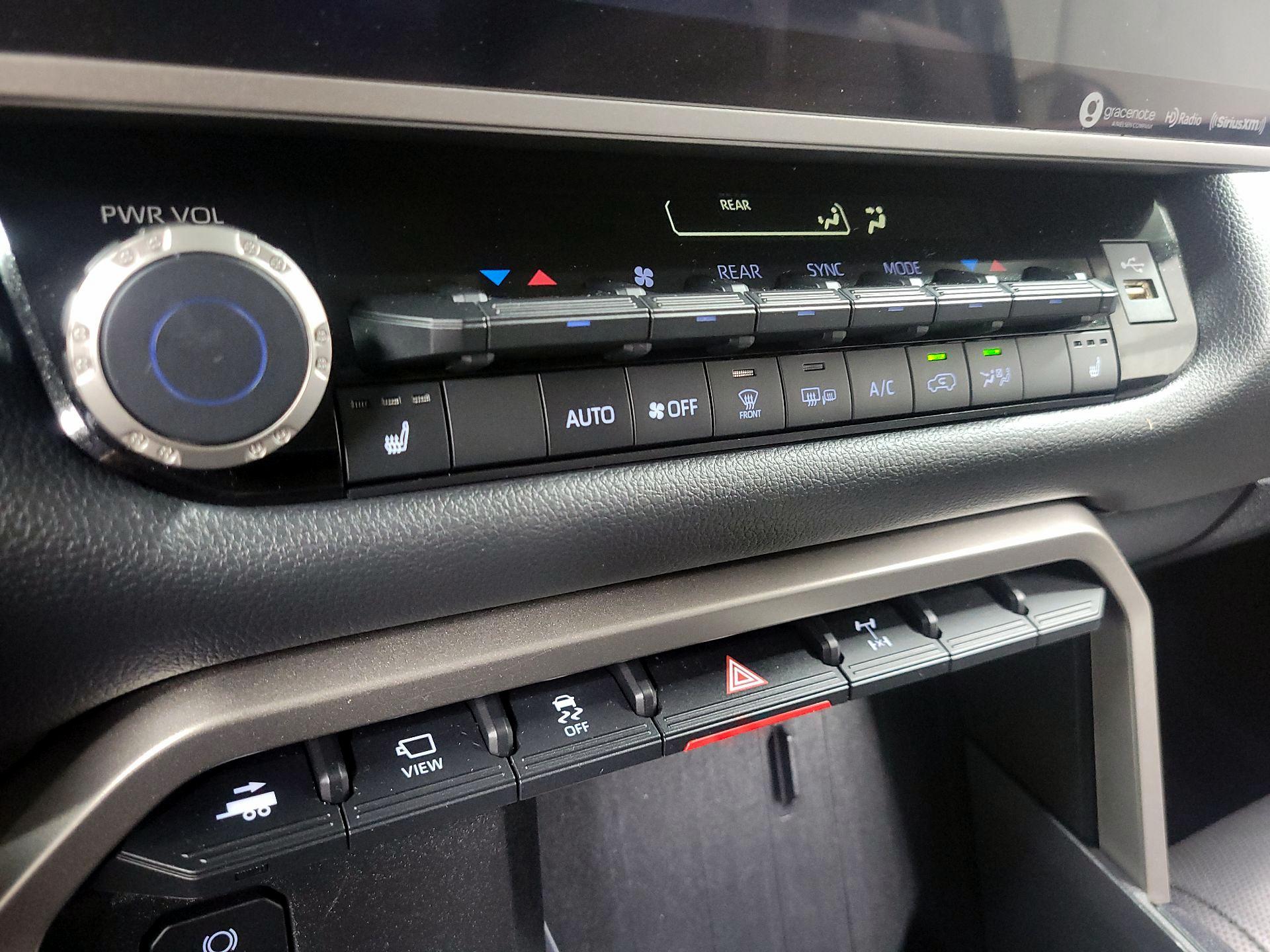 Thumbnail: 2023 Toyota Sequoia - 16