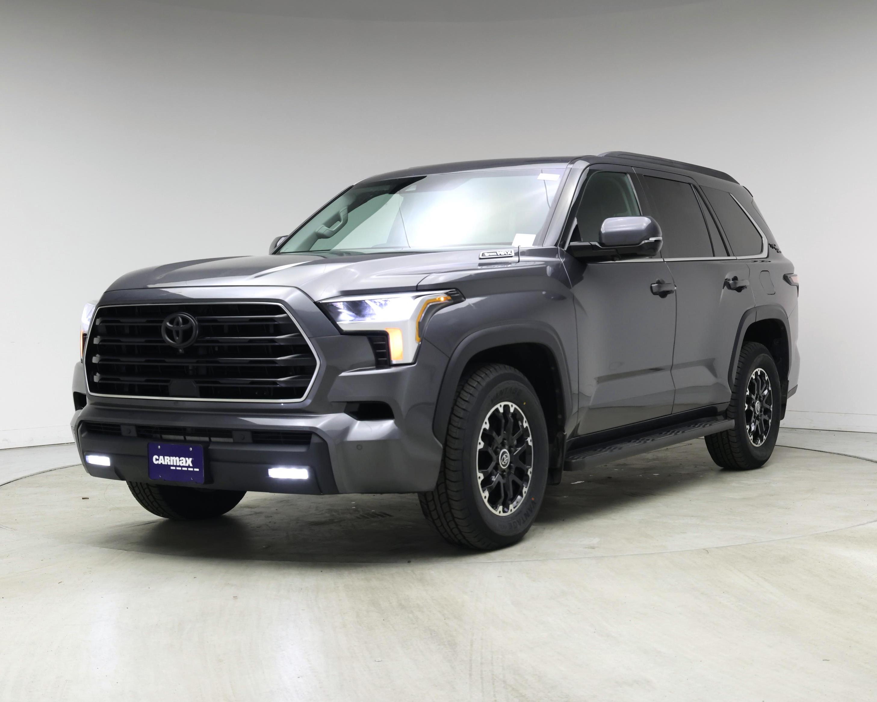 Thumbnail: 2023 Toyota Sequoia - 4