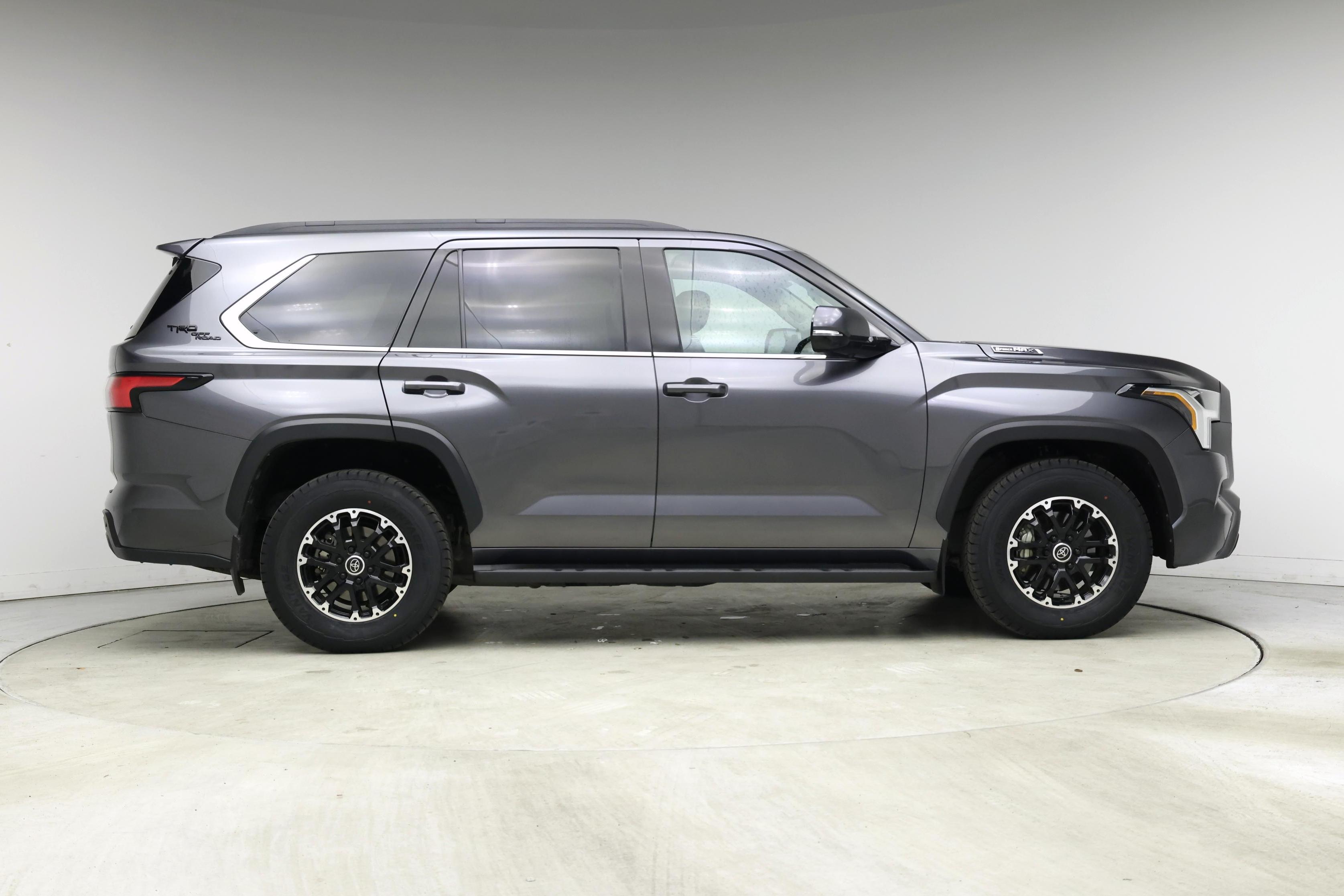 Thumbnail: 2023 Toyota Sequoia - 7