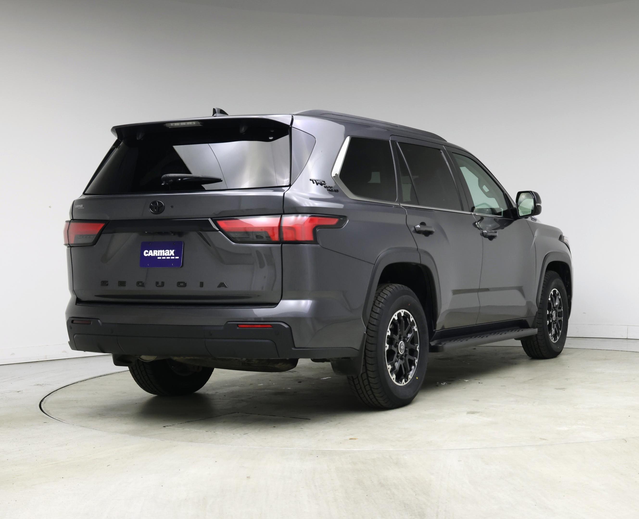 Thumbnail: 2023 Toyota Sequoia - 8