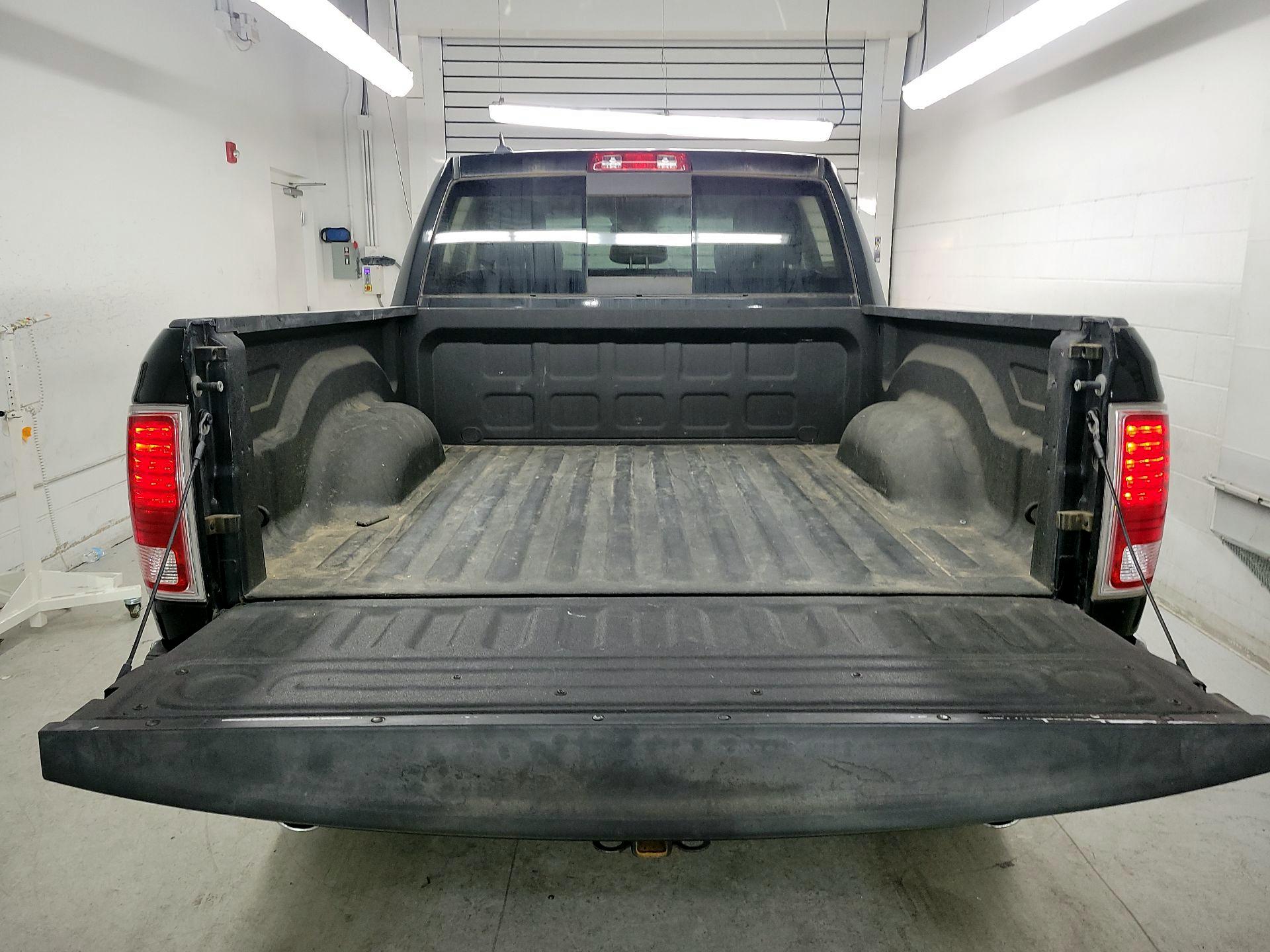 Thumbnail: 2017 RAM 1500 - 19