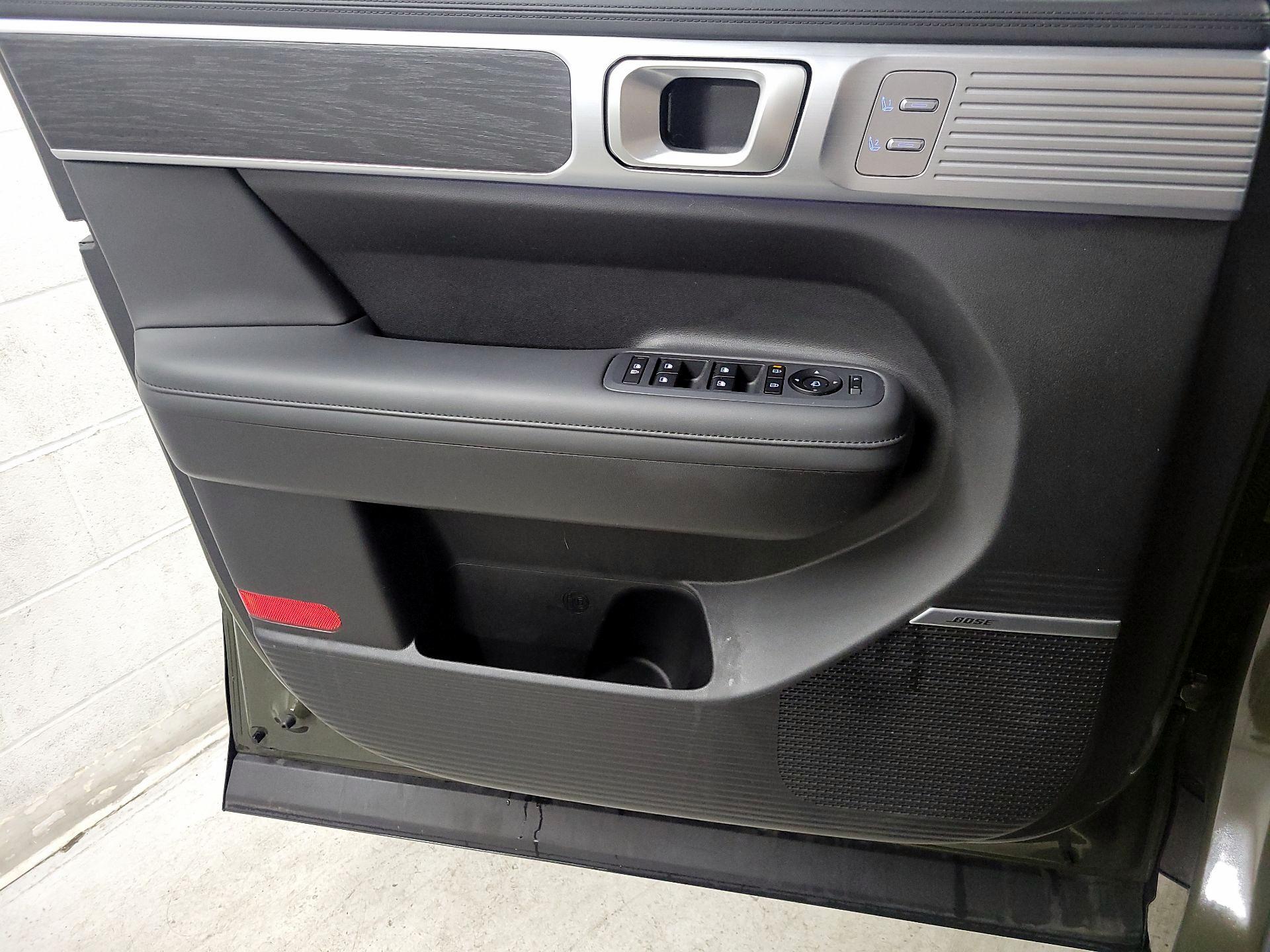 Thumbnail: 2024 Hyundai Santa Fe - 12